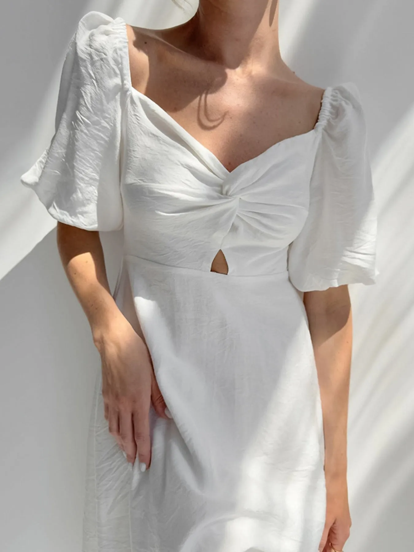 Twisted Front Puff Sleeve Midi Dress sold by Gigi Laurent product image thumbnail 5