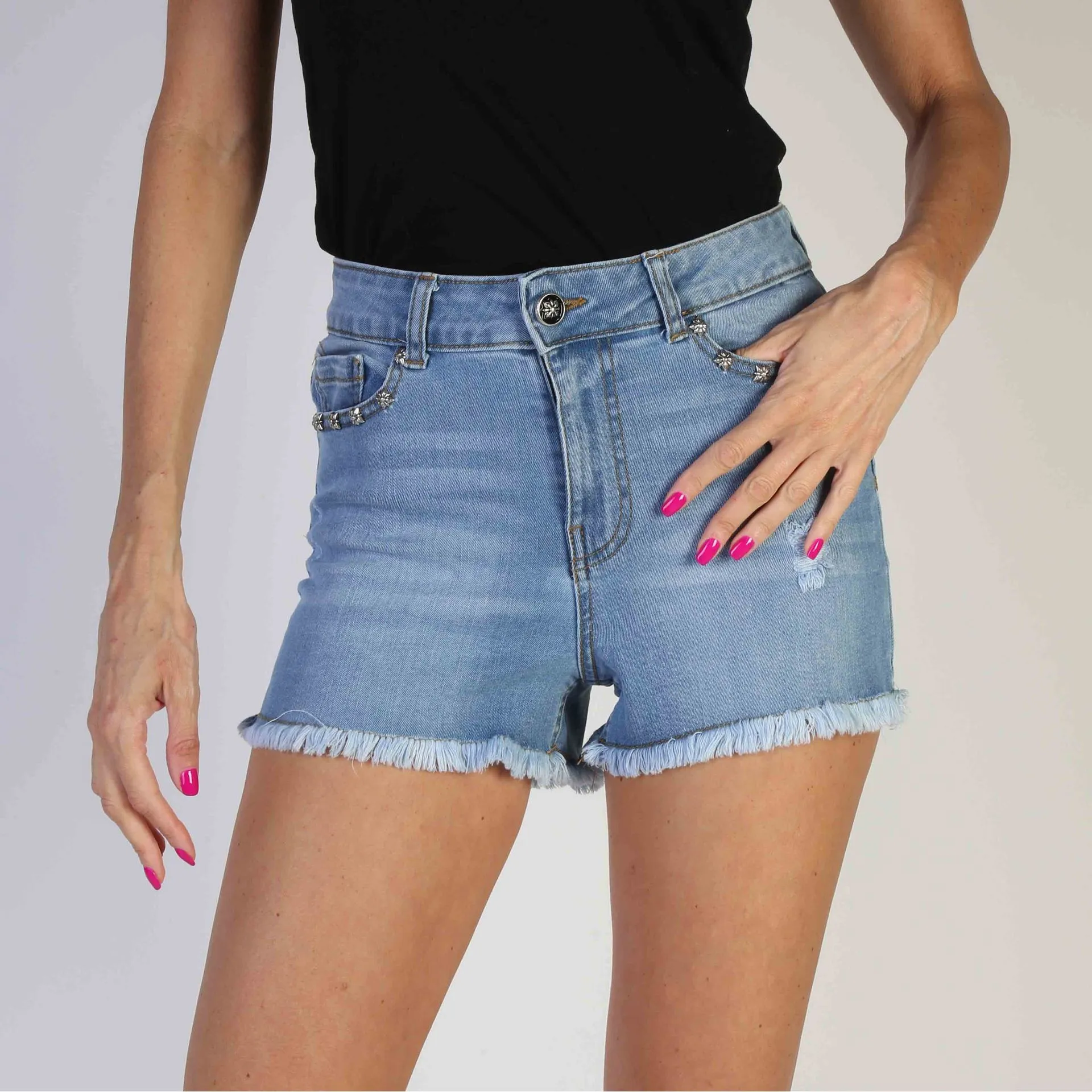 Richmond Short sold by Gigi Laurent