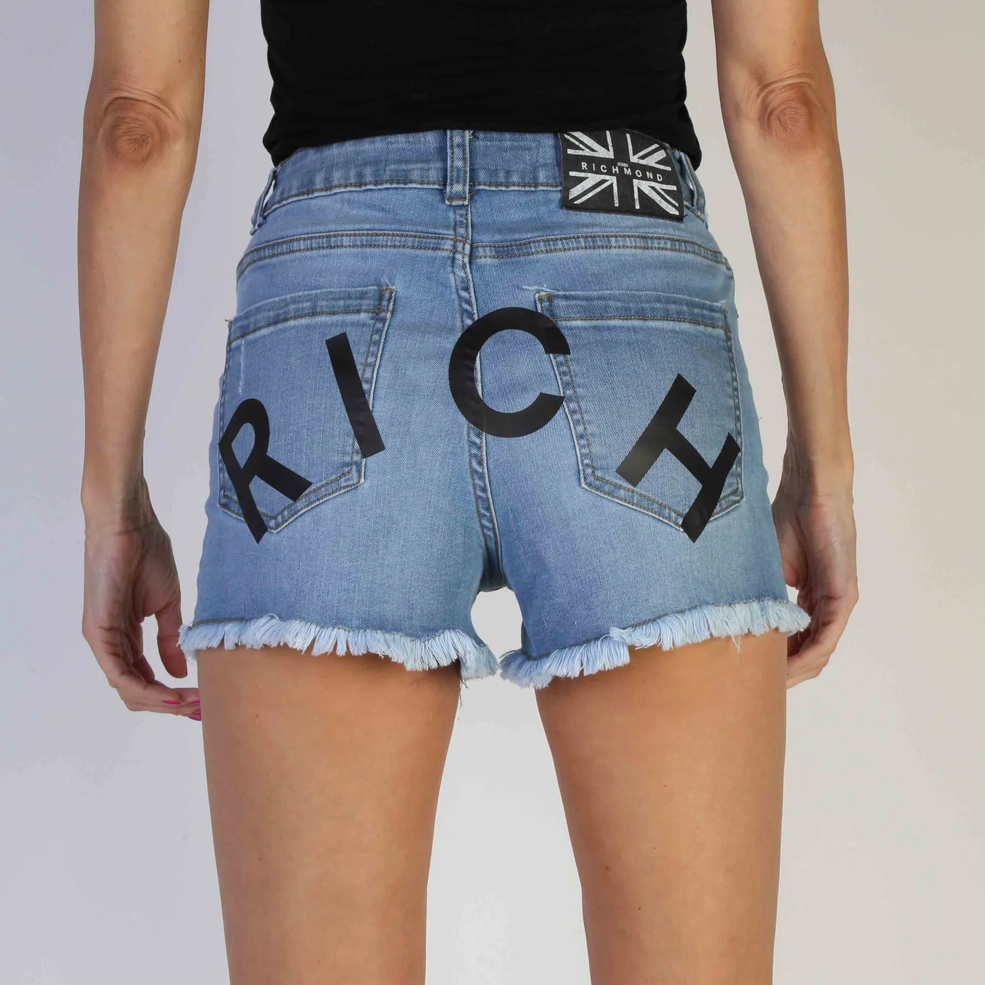 Richmond Short sold by Gigi Laurent product image thumbnail 2