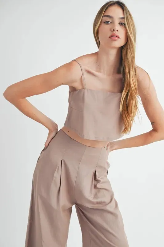 MABLE Linen Mix Crop Cami and Wide Leg Pants Set sold by Gigi Laurent product image thumbnail 4