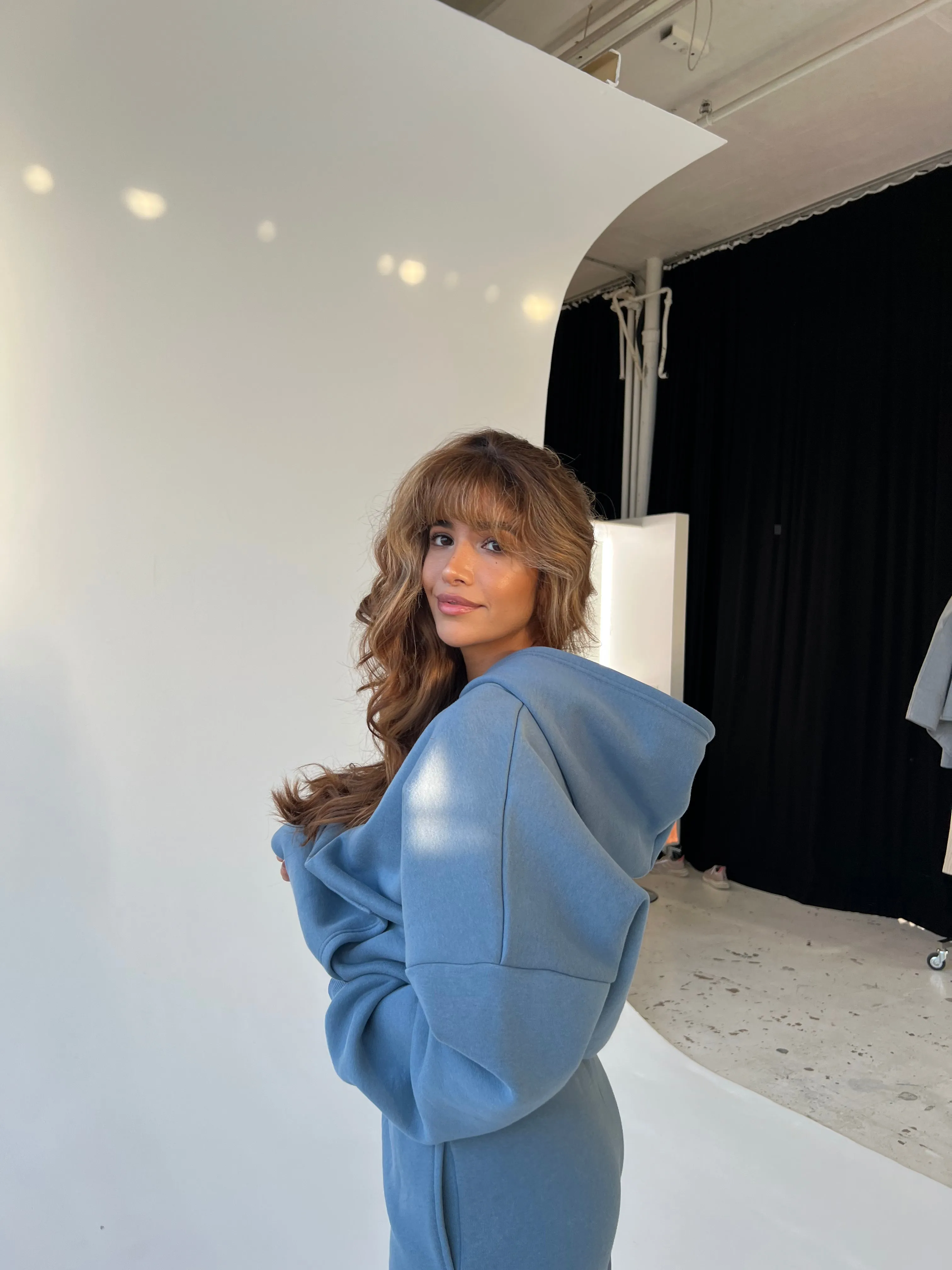 VDB Hoodie - dueblå sold by Venderbys product image thumbnail 2