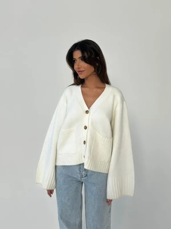 Wool blend Cardigan - hvid sold by Venderbys