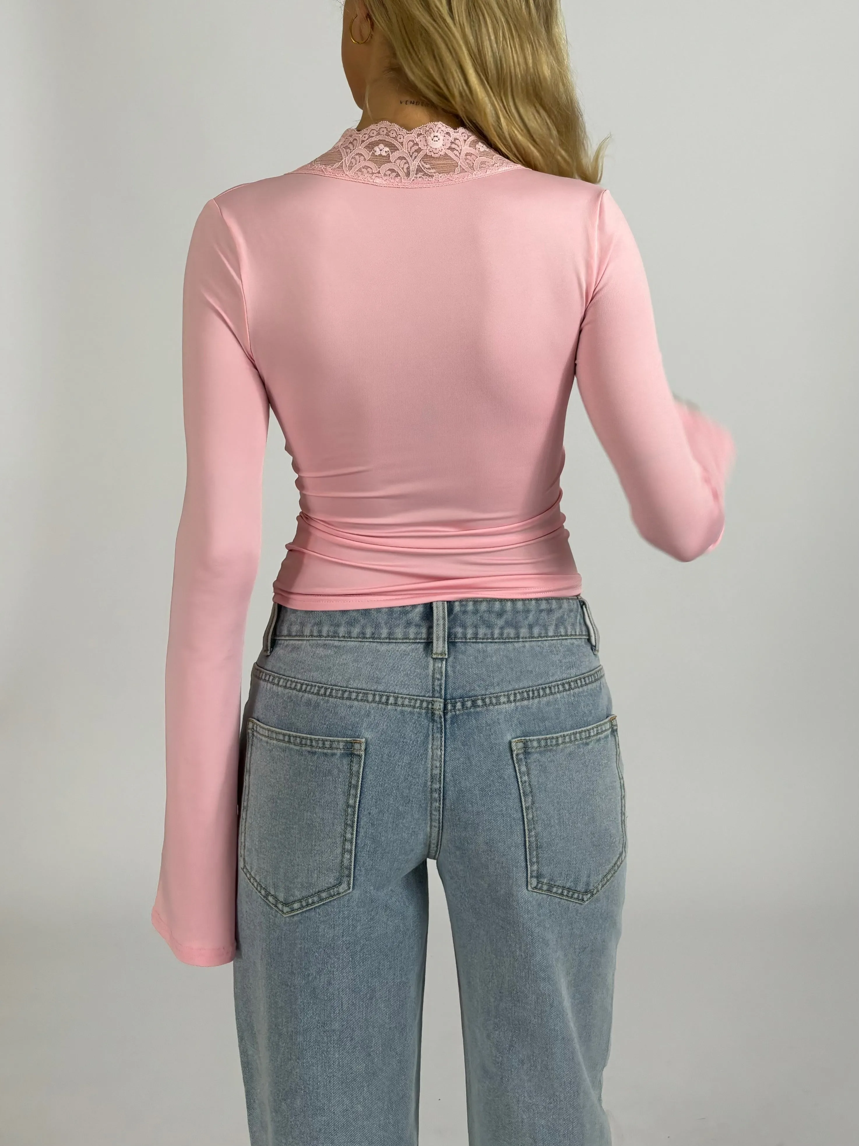 Pretty basic lace top - lys pink sold by Venderbys product image thumbnail 3