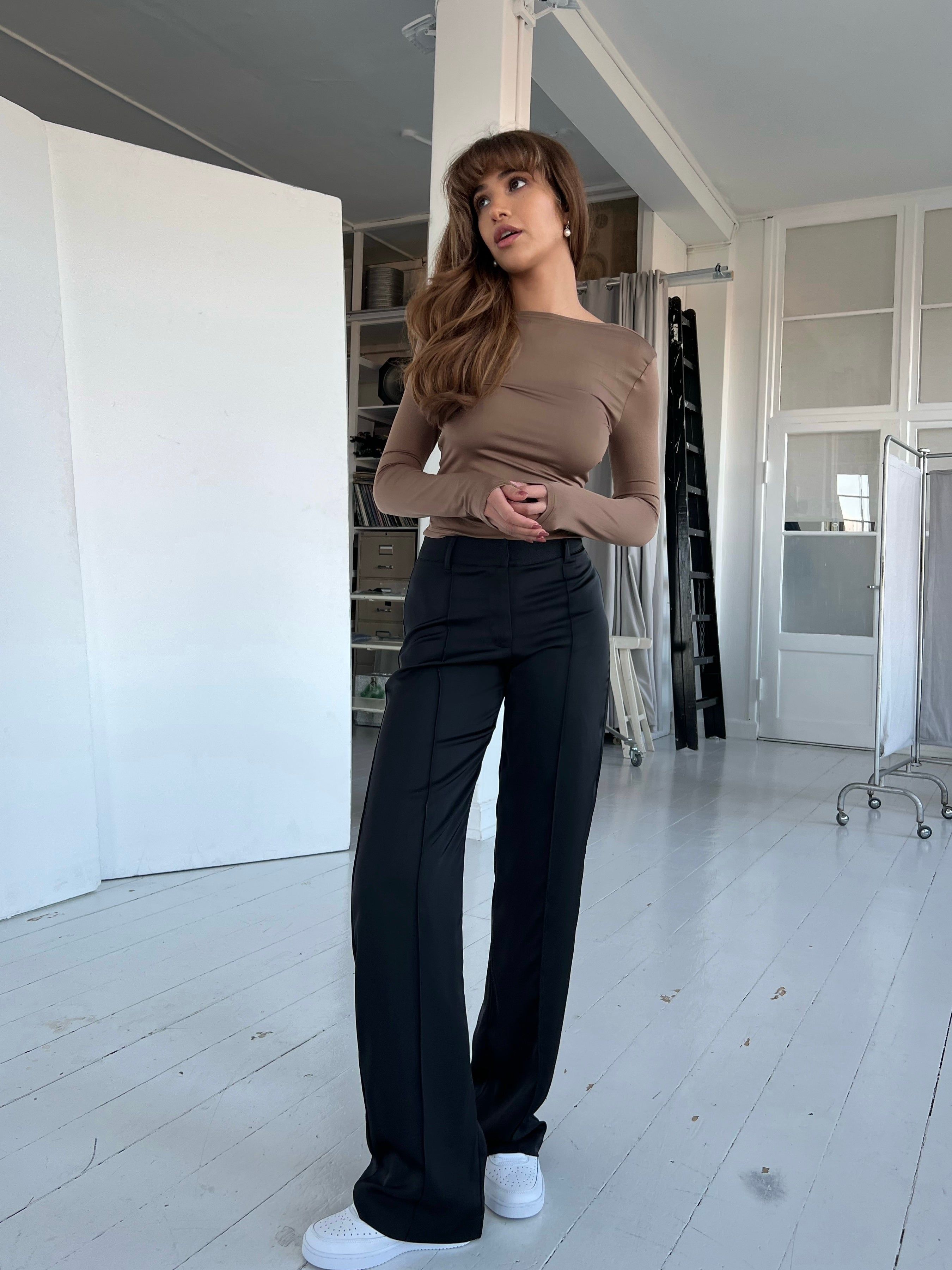 Backless top - brun sold by Venderbys product image thumbnail 3