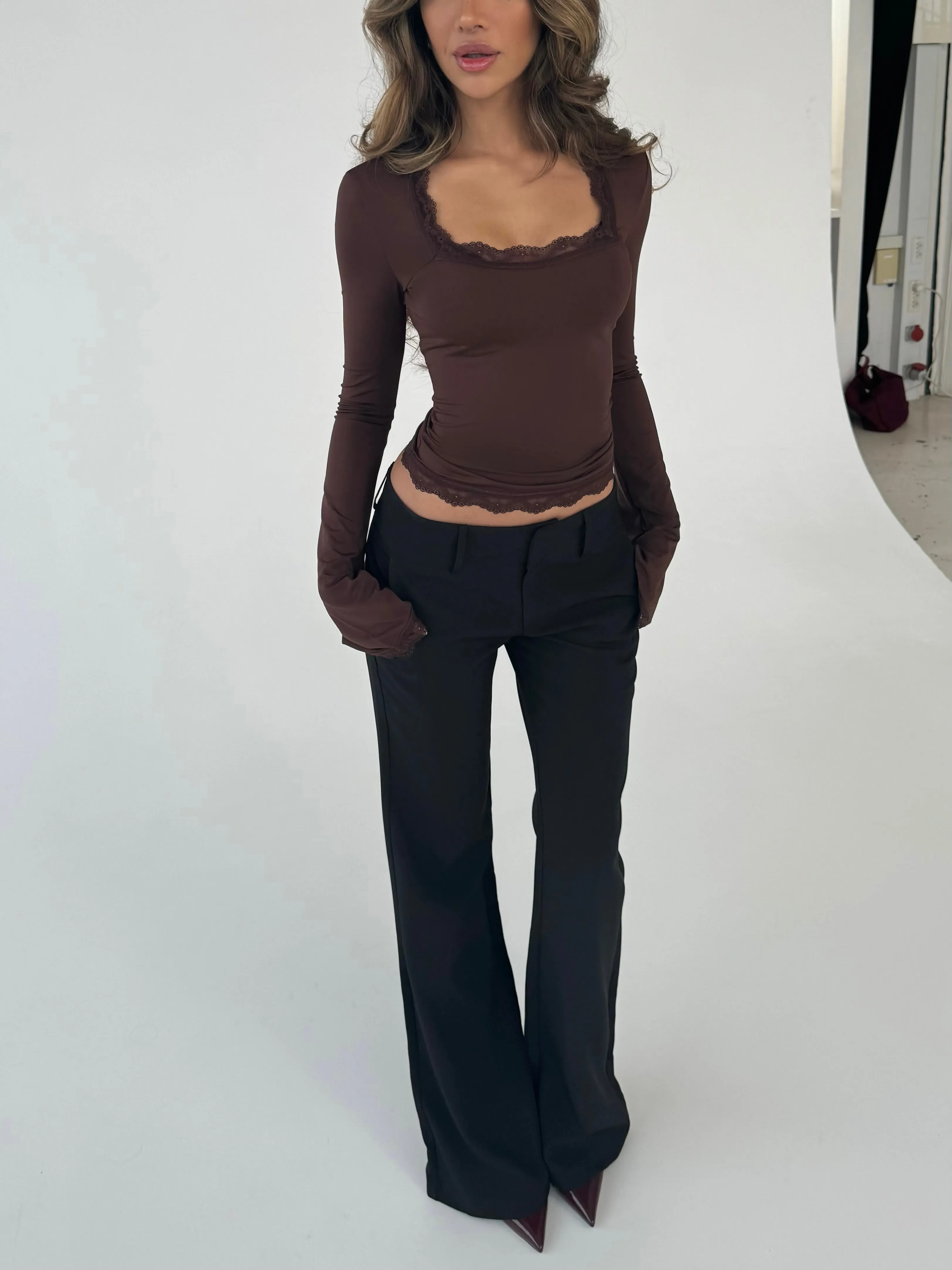 Blair basic lace top - mørk brun sold by Venderbys product image thumbnail 2