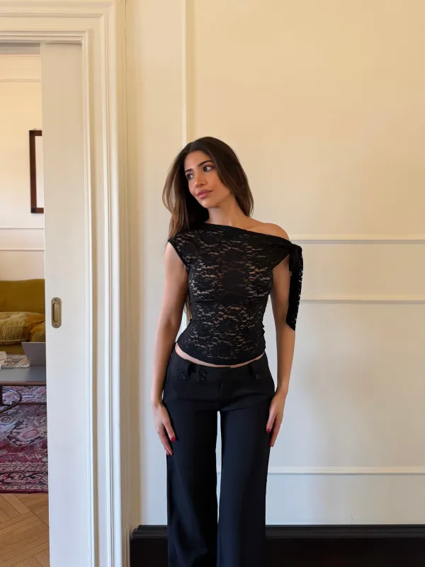 Noa lace top - sort made by Venderbys