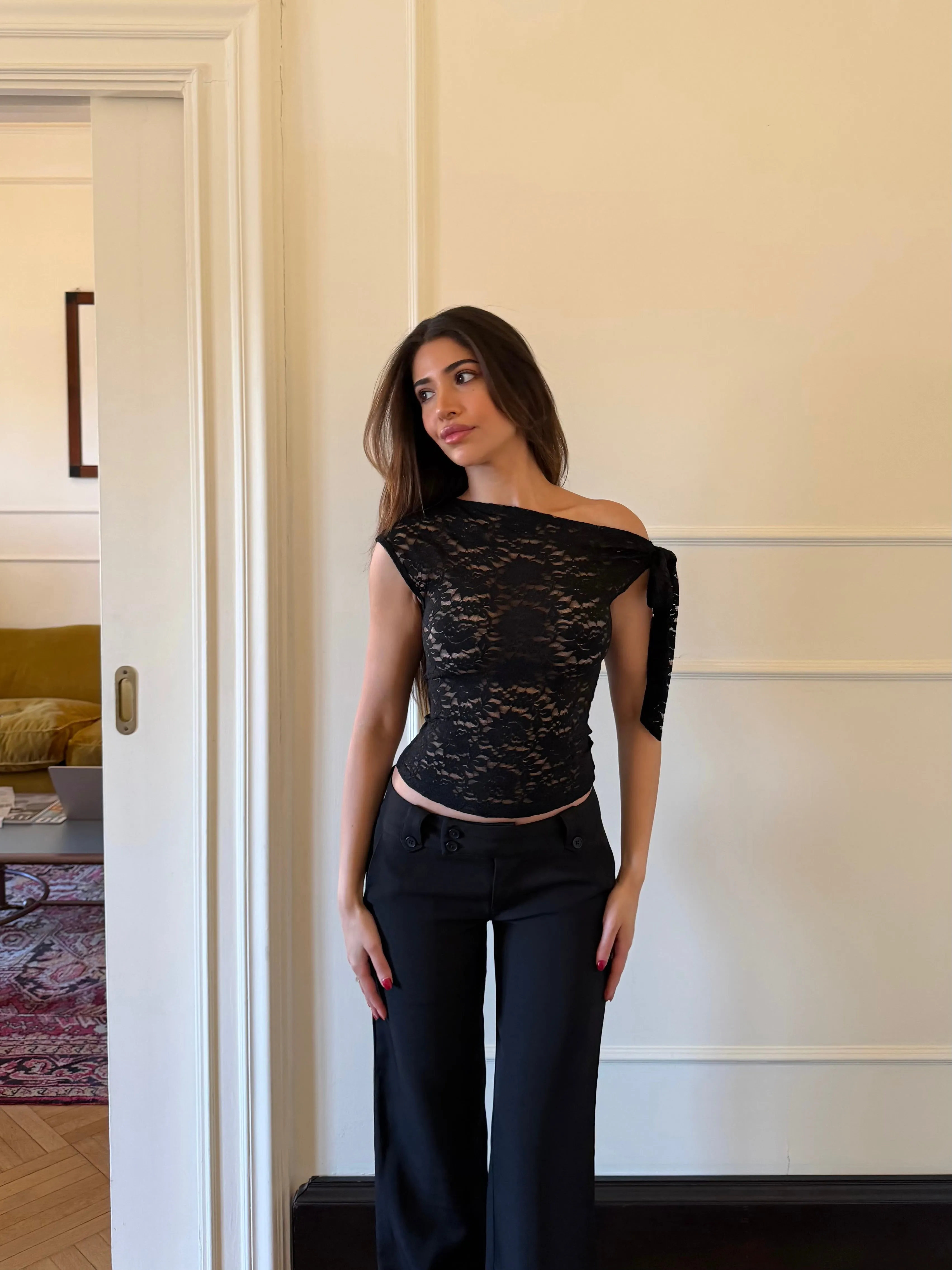 Noa lace top - sort sold by Venderbys