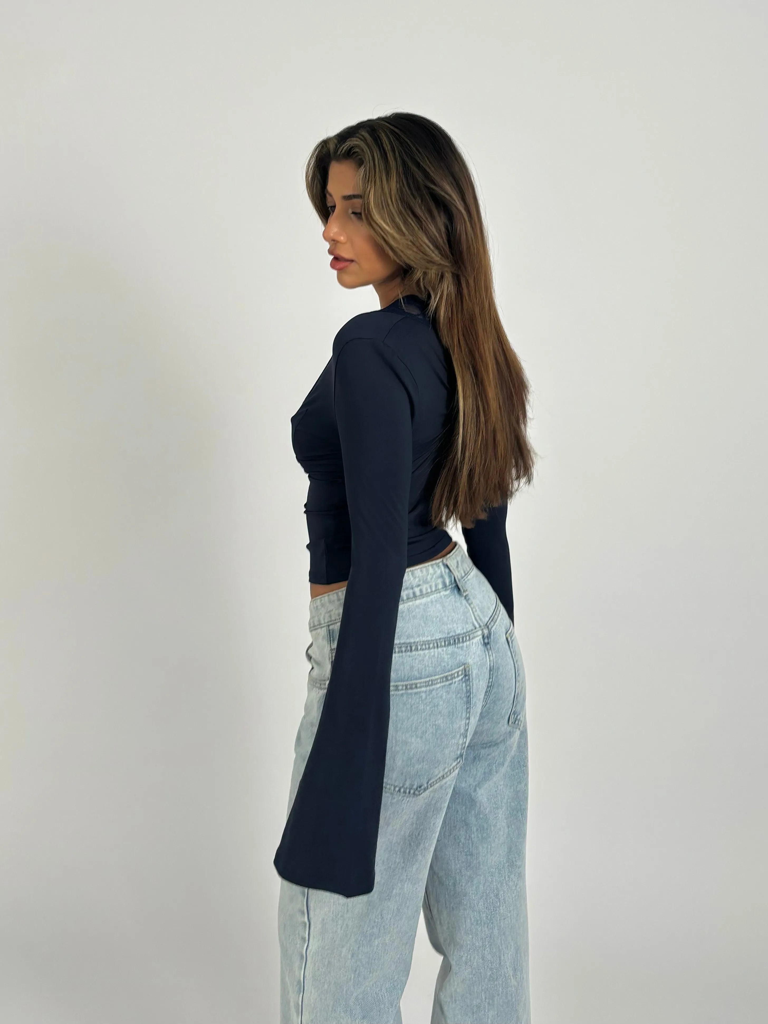 Pretty basic lace top - mørk blå sold by Venderbys product image thumbnail 4