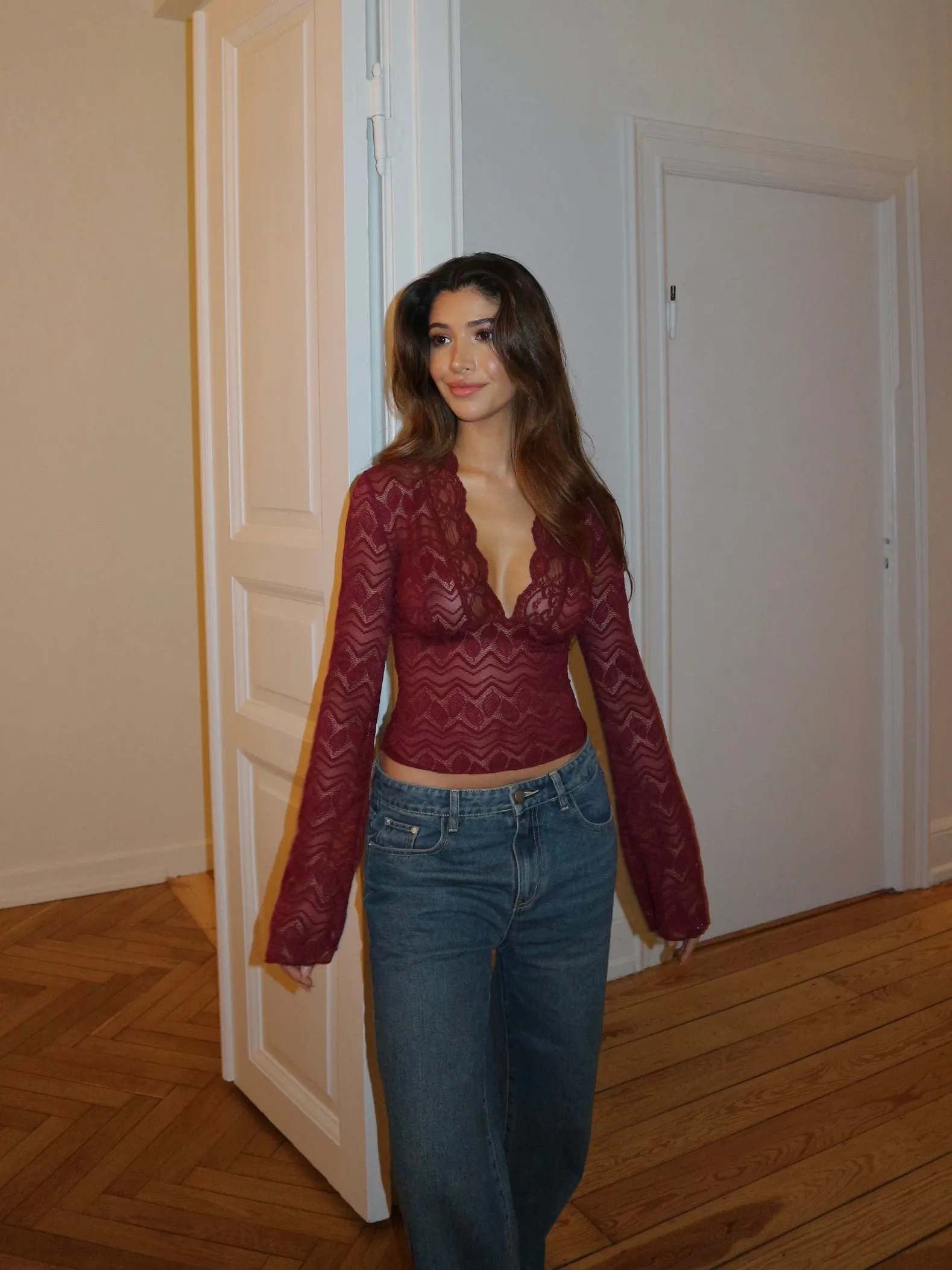 Pretty lace top - bordeaux sold by Venderbys product image thumbnail 5