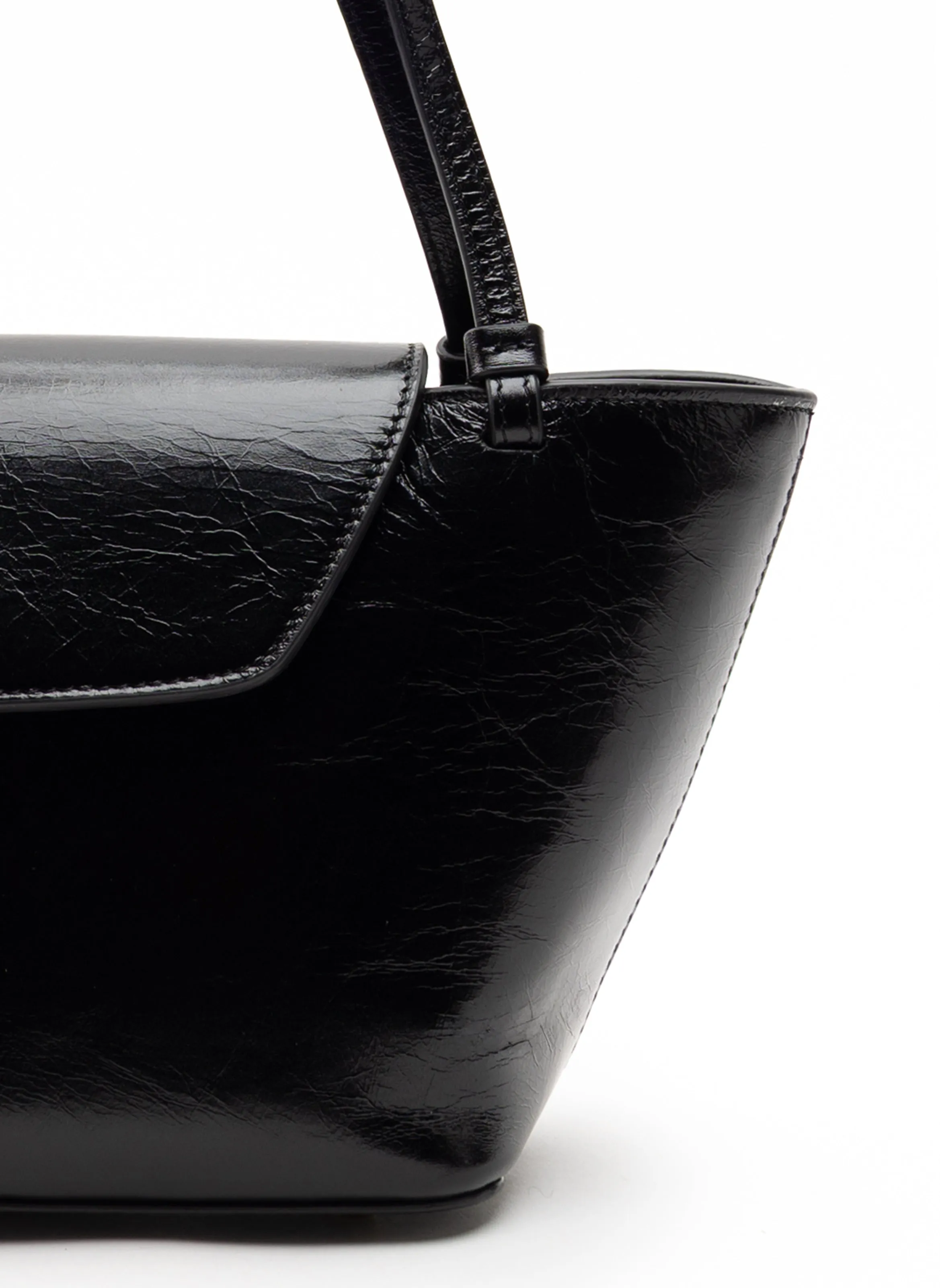 Courrier Tote Vintage Leather Black sold by Elleme product image thumbnail 5