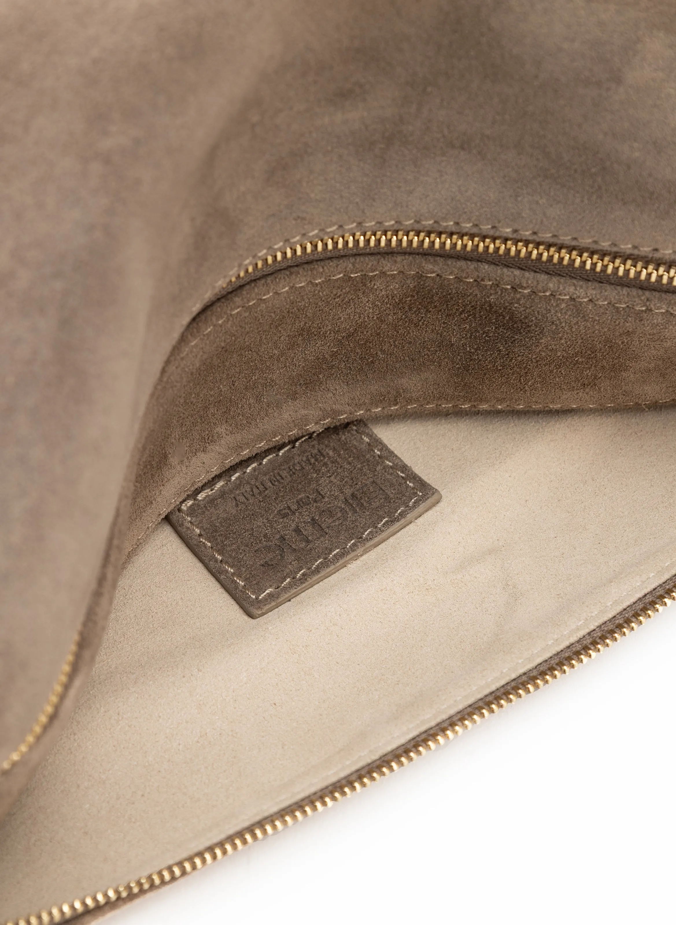 Trousse Suede Taupe sold by Elleme product image thumbnail 4