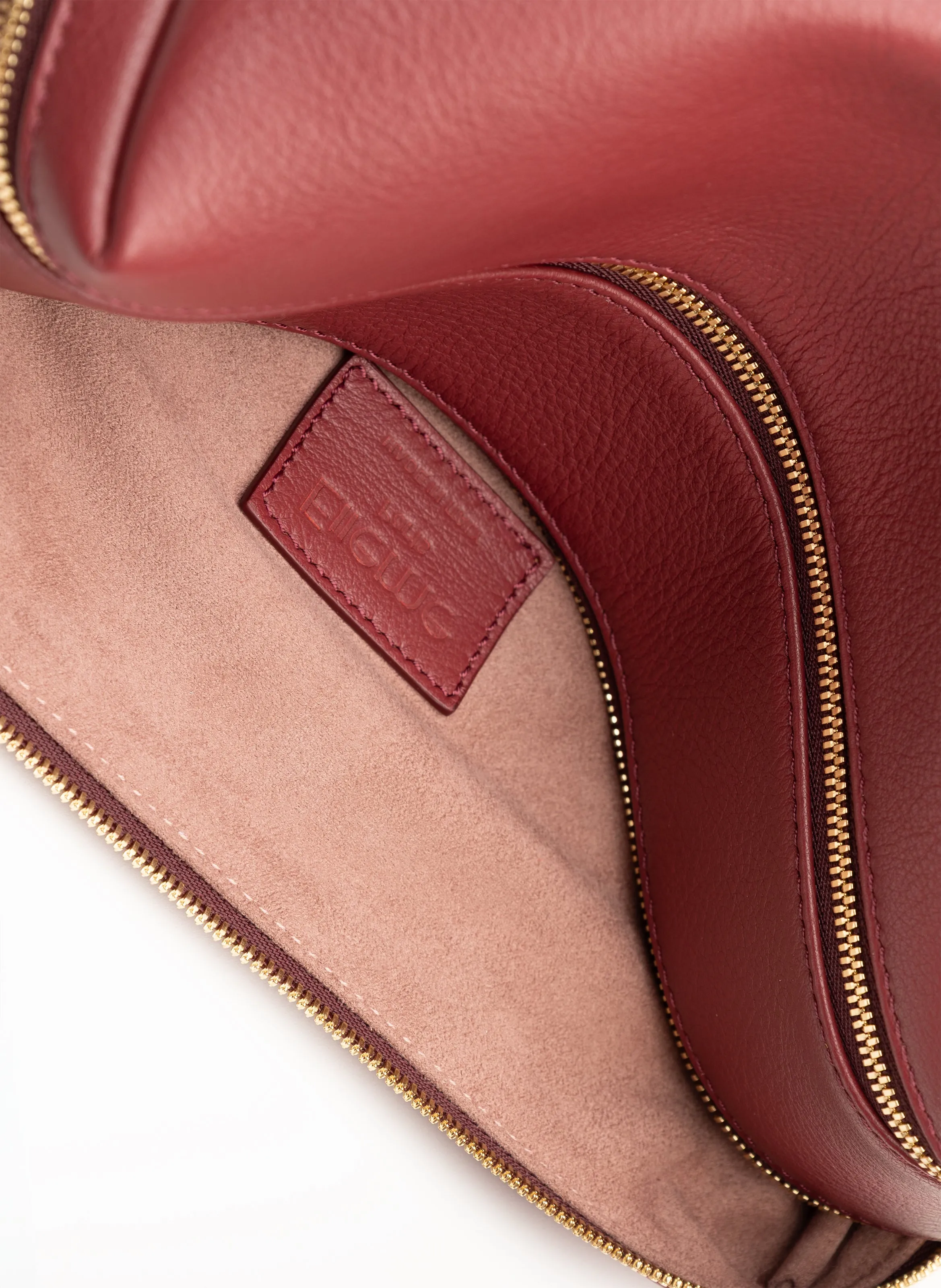 Trousse Chain Leather Burgundy sold by Elleme product image thumbnail 4