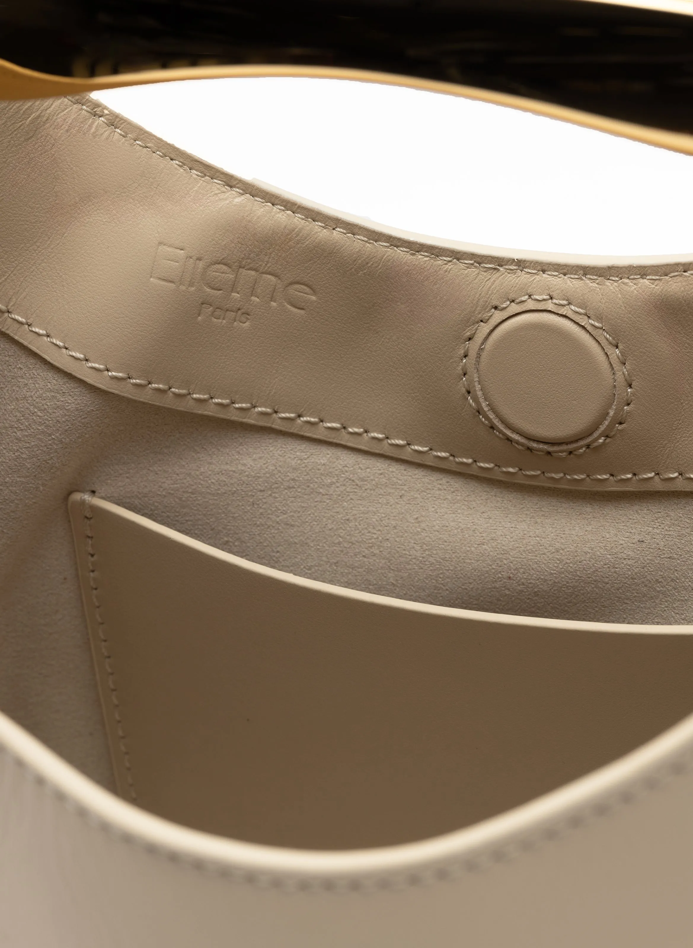 Small Boomerang Leather Sesame sold by Elleme product image thumbnail 5