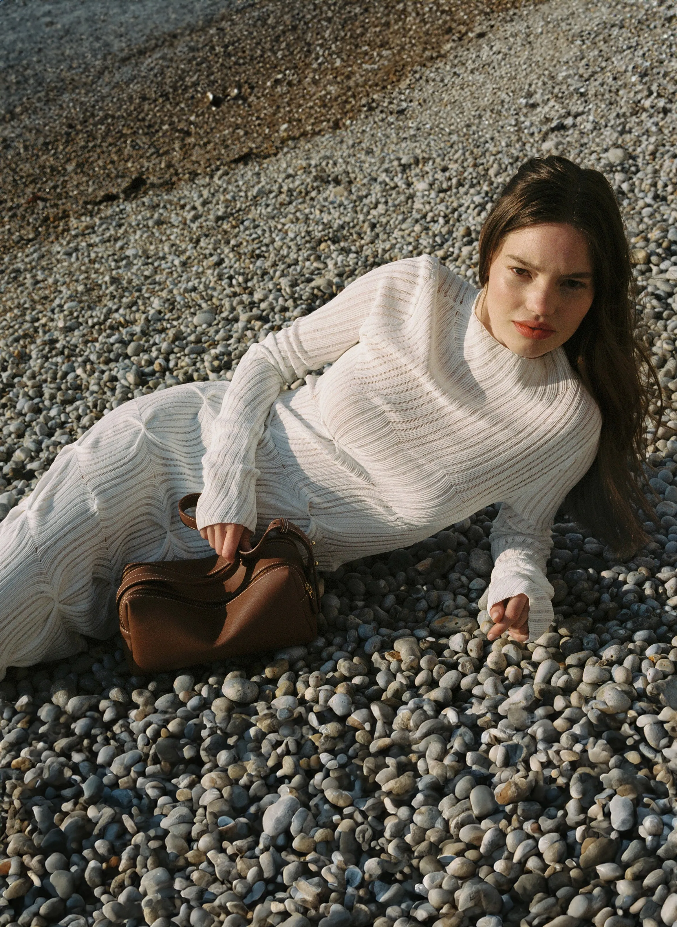 Trousse Pebbled Leather Cognac/White stitching sold by Elleme product image thumbnail 2