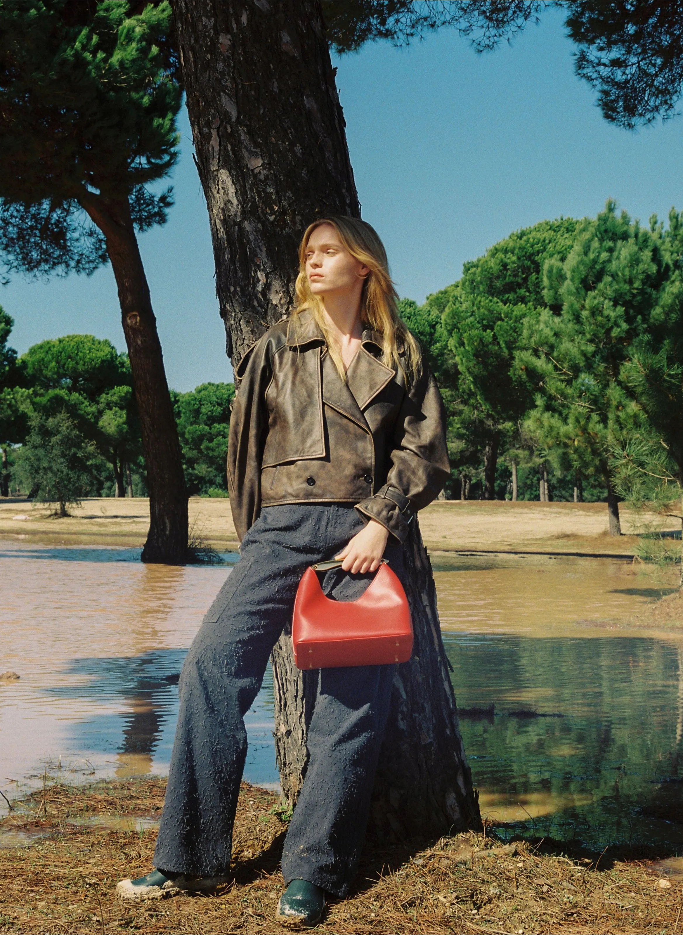 Boomerang Leather Red sold by Elleme product image thumbnail 2