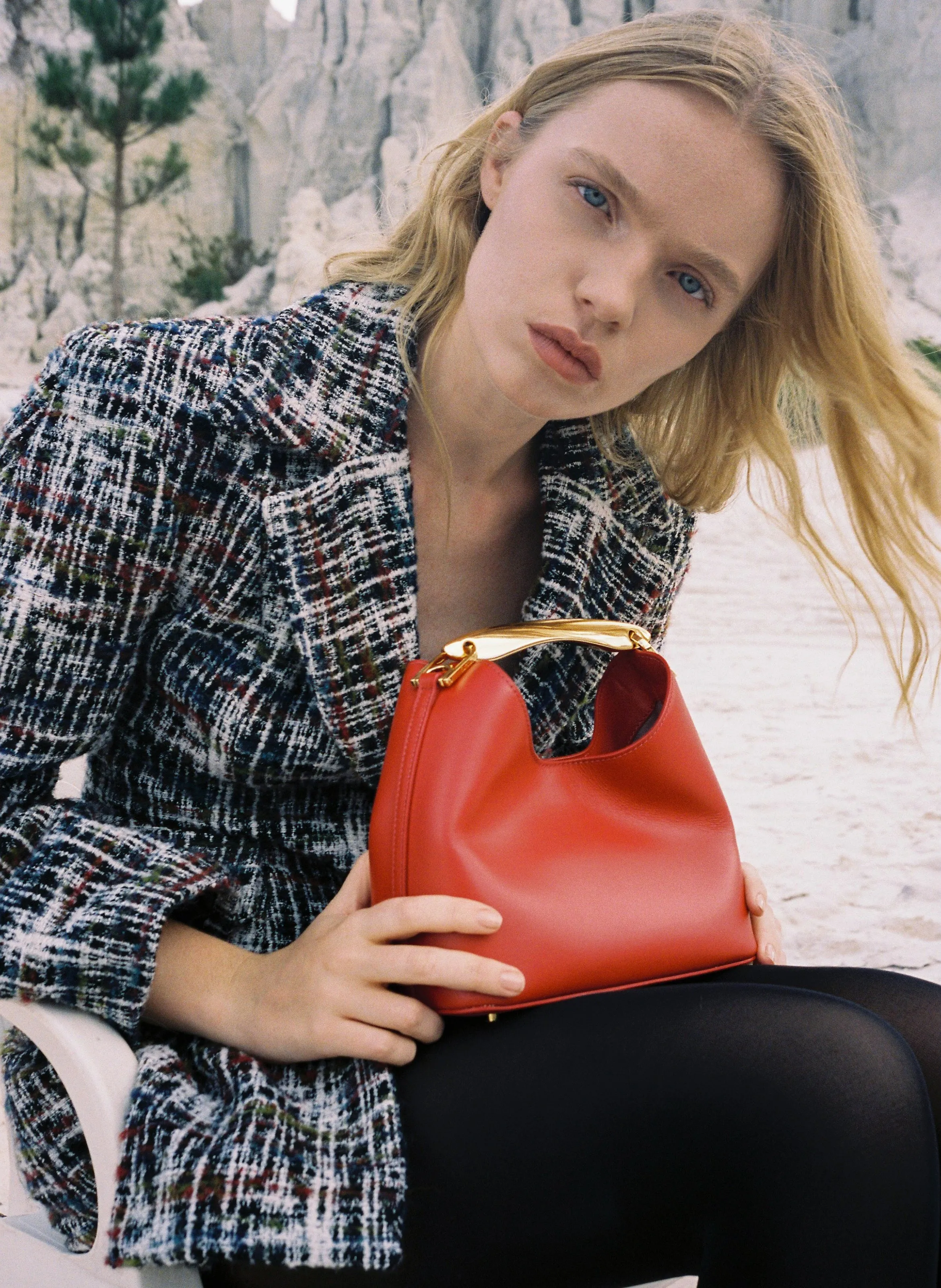 Small Boomerang Leather Red sold by Elleme product image thumbnail 2