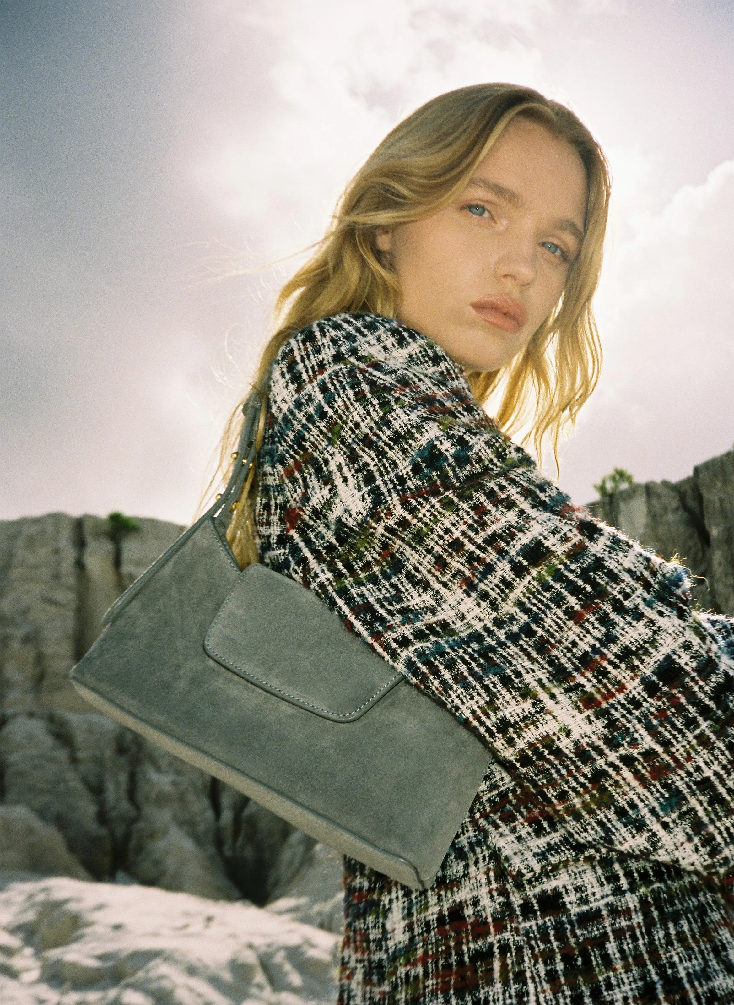 Envelope Suede Grey sold by Elleme product image thumbnail 2