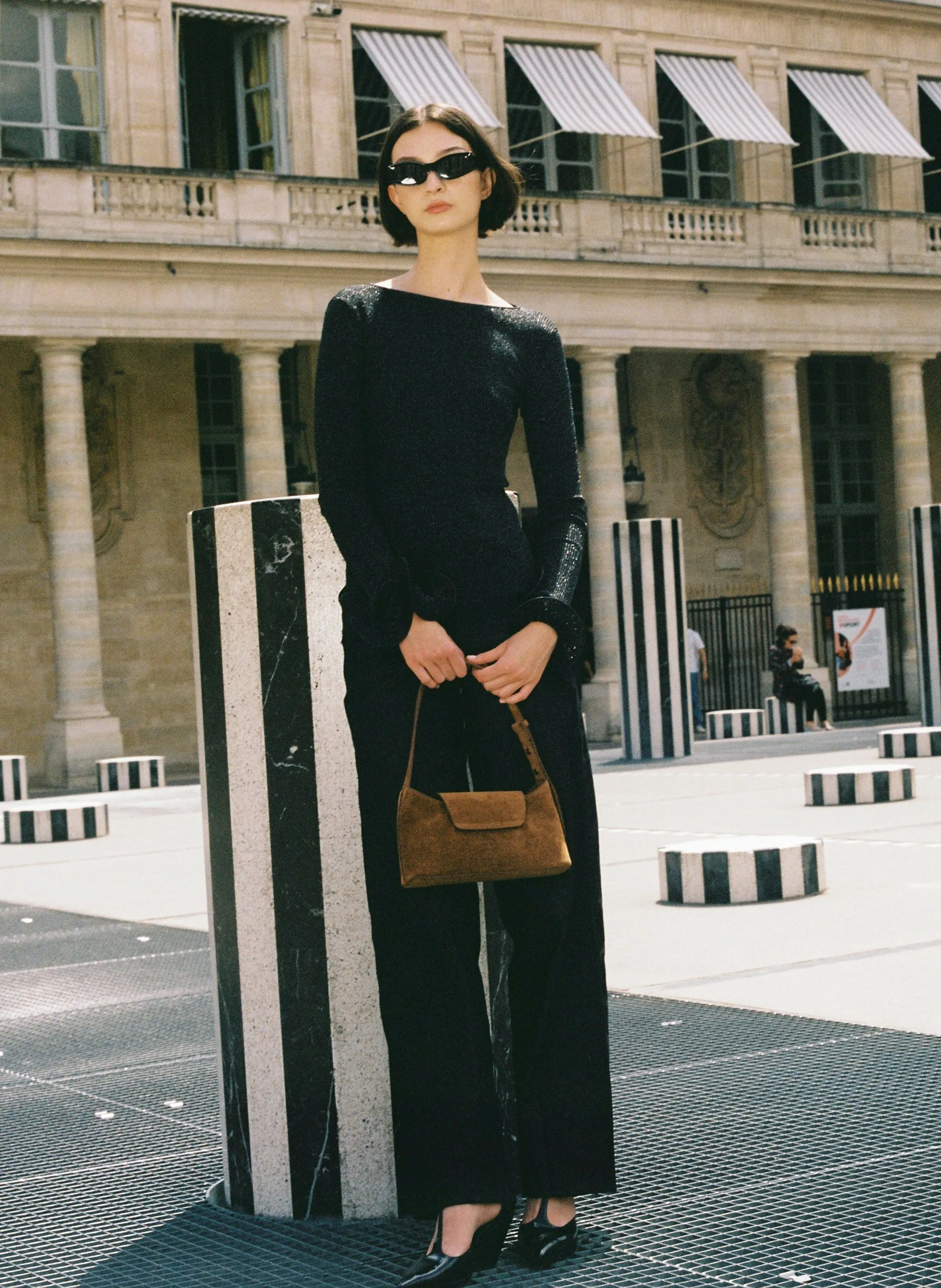 Envelope Suede Cognac sold by Elleme product image thumbnail 2