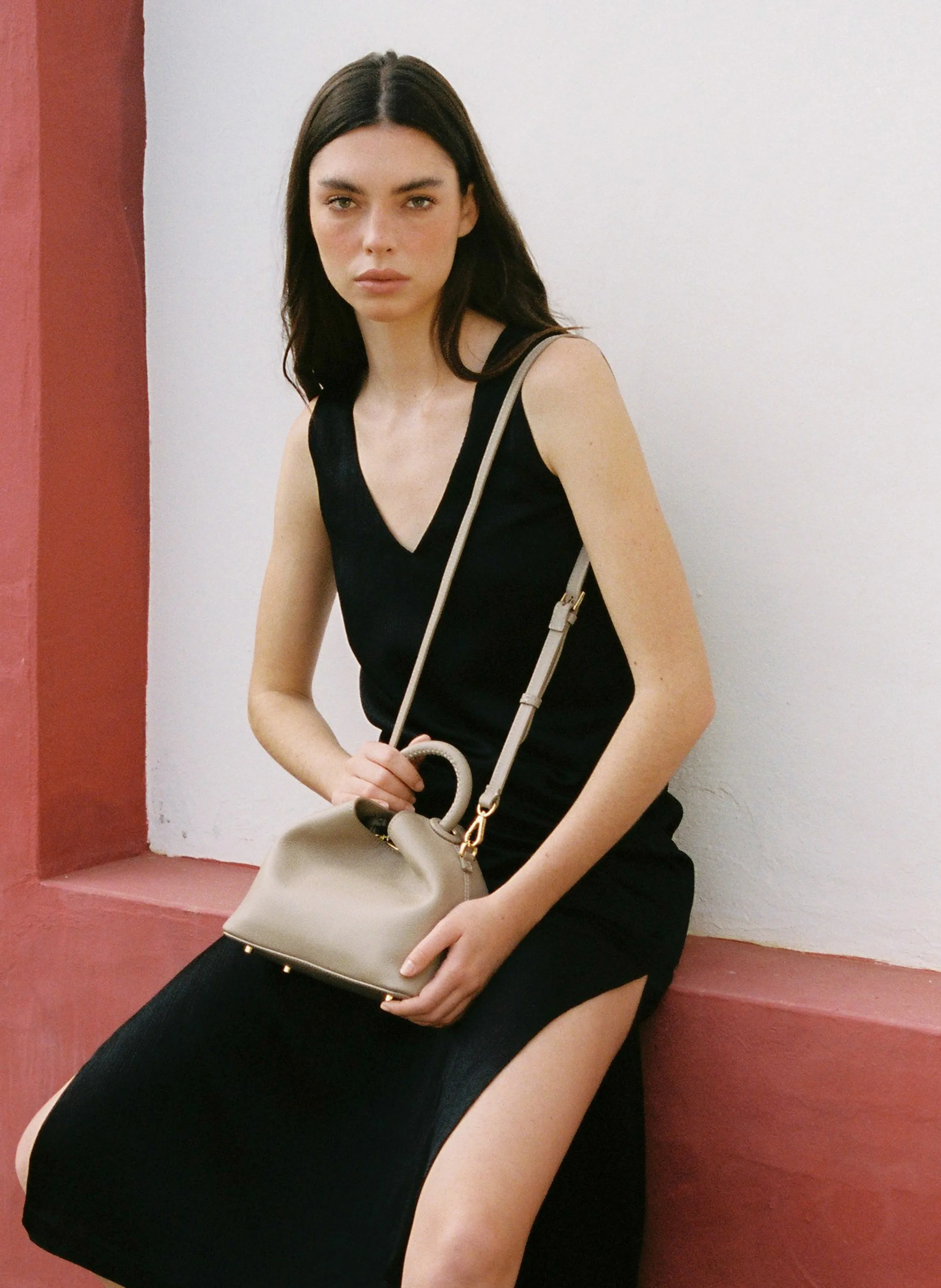 Baozi Pebbled Leather Taupe sold by Elleme product image thumbnail 2