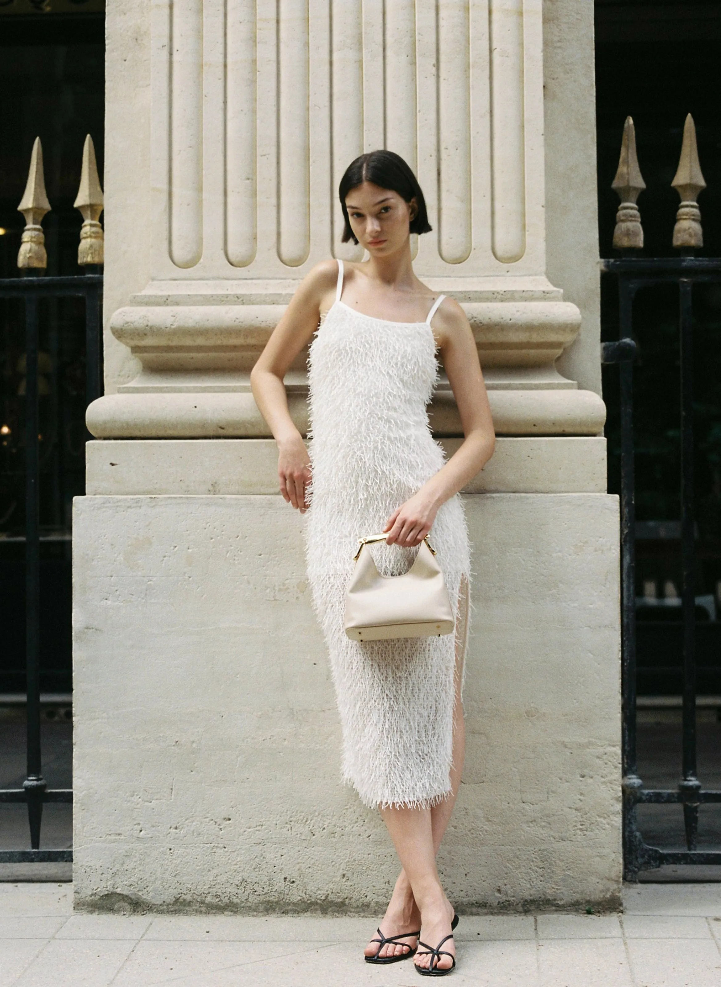 Small Boomerang Caviar Leather Nude sold by Elleme product image thumbnail 2