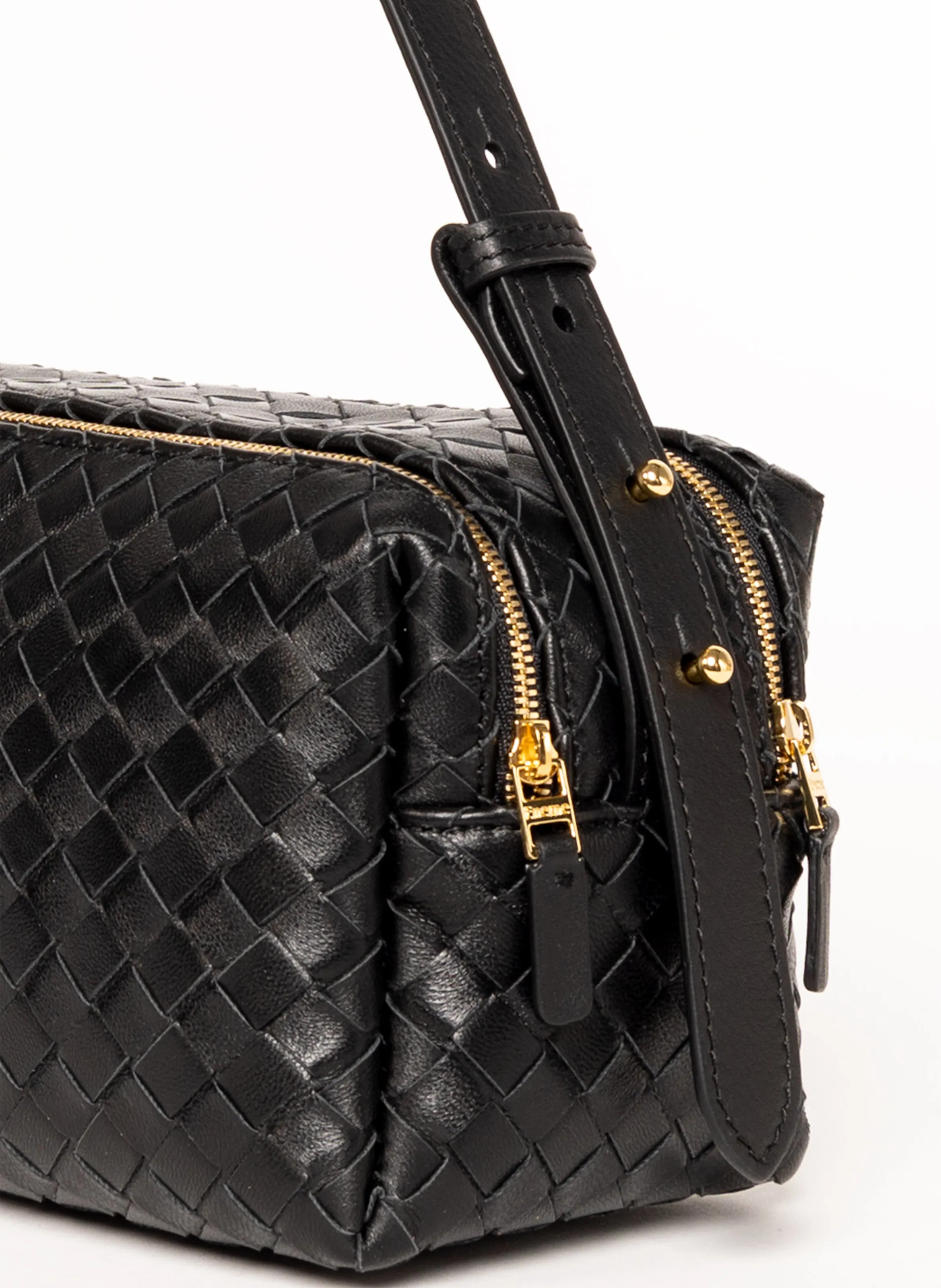 Trousse Woven Leather Black sold by Elleme product image thumbnail 5