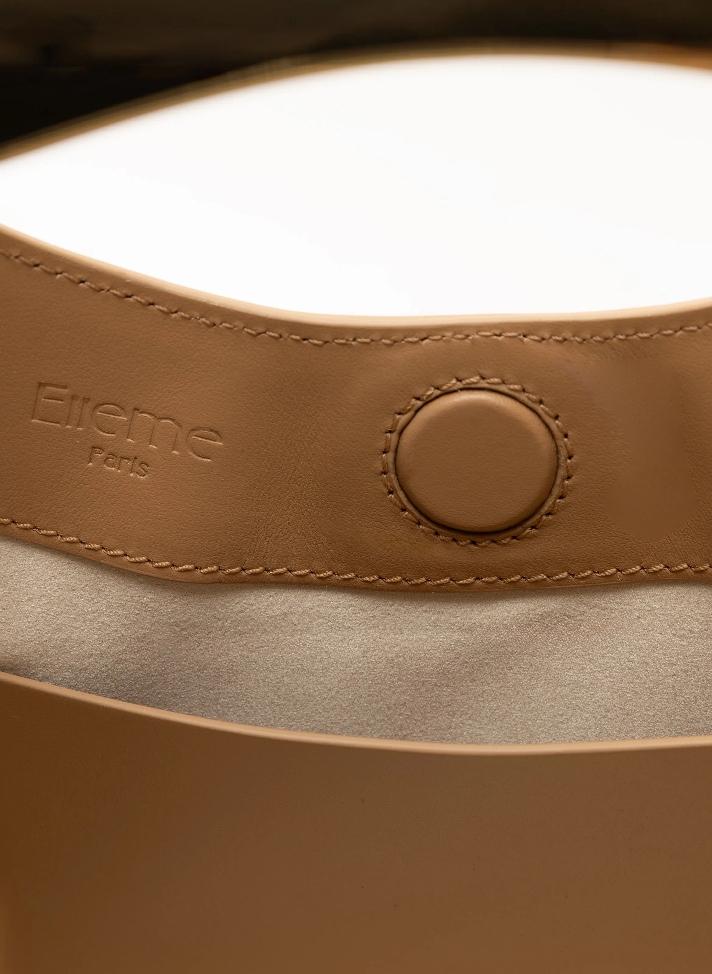 Small Boomerang Leather Cappuccino sold by Elleme product image thumbnail 5