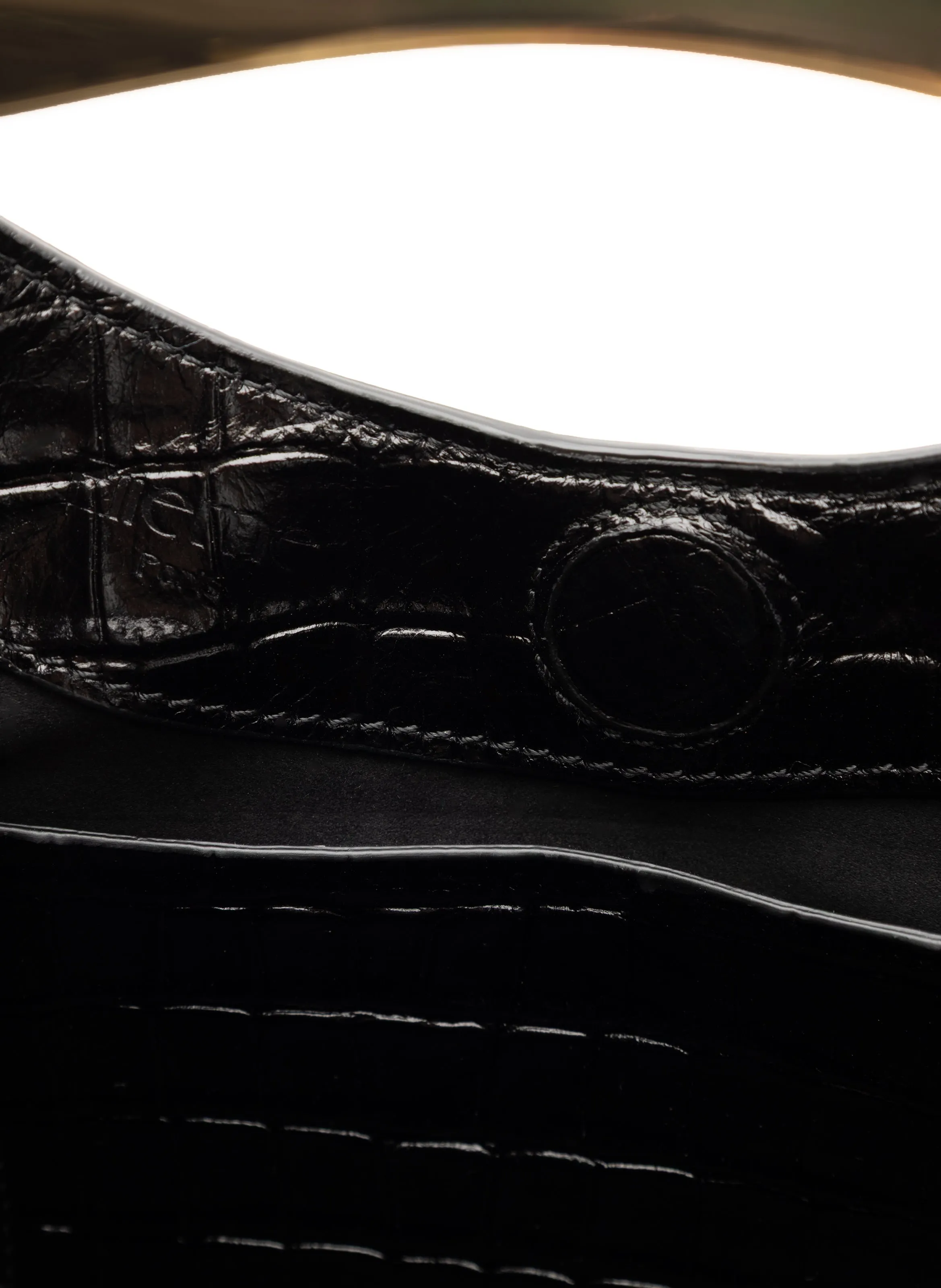 Small Boomerang Croco Leather Black sold by Elleme product image thumbnail 5