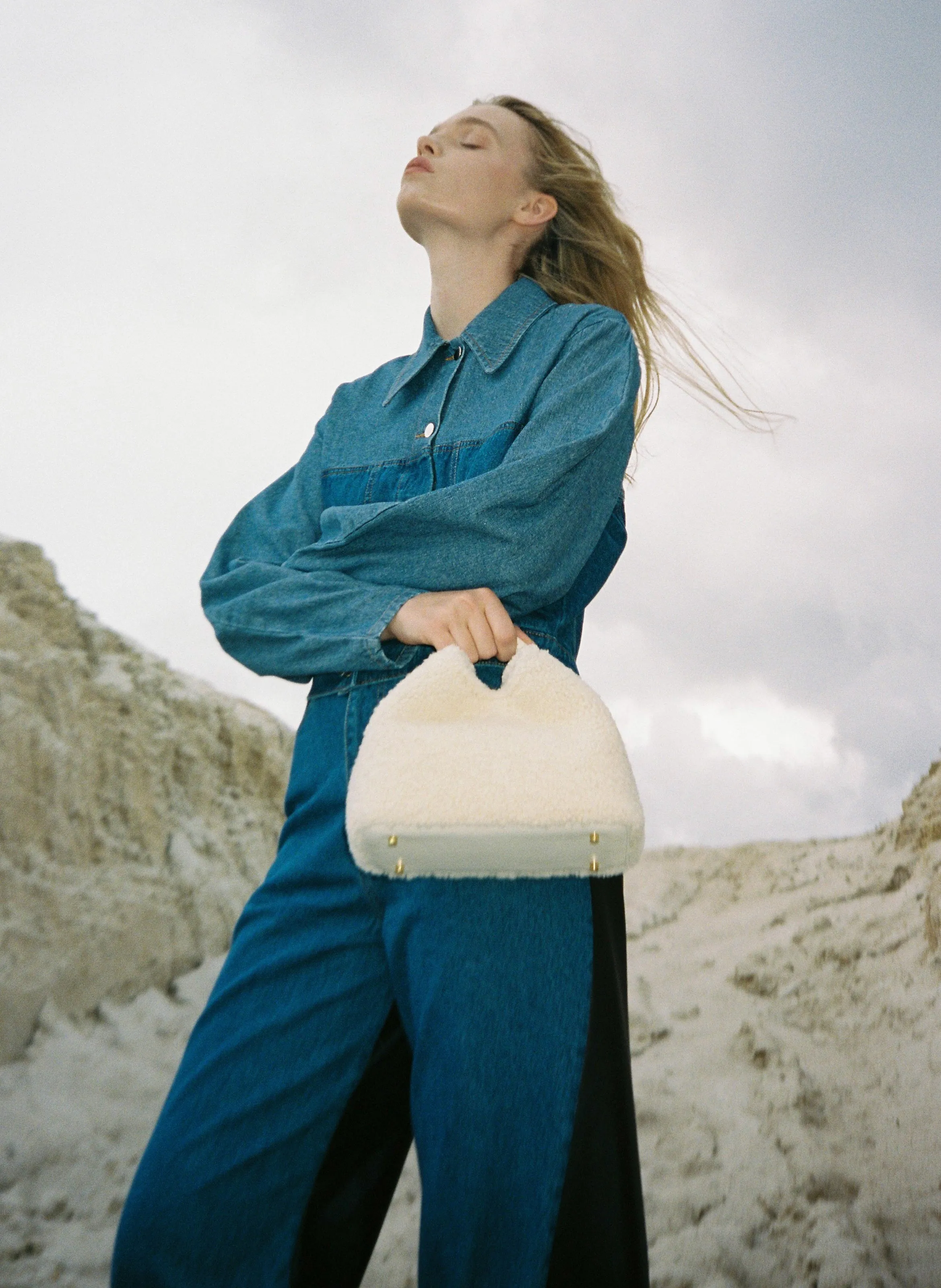 Baozi Shearling Teddy White sold by Elleme product image thumbnail 2