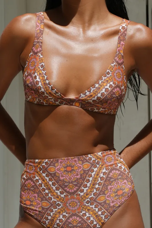 Palais Kalani Top sold by Kavala Collective