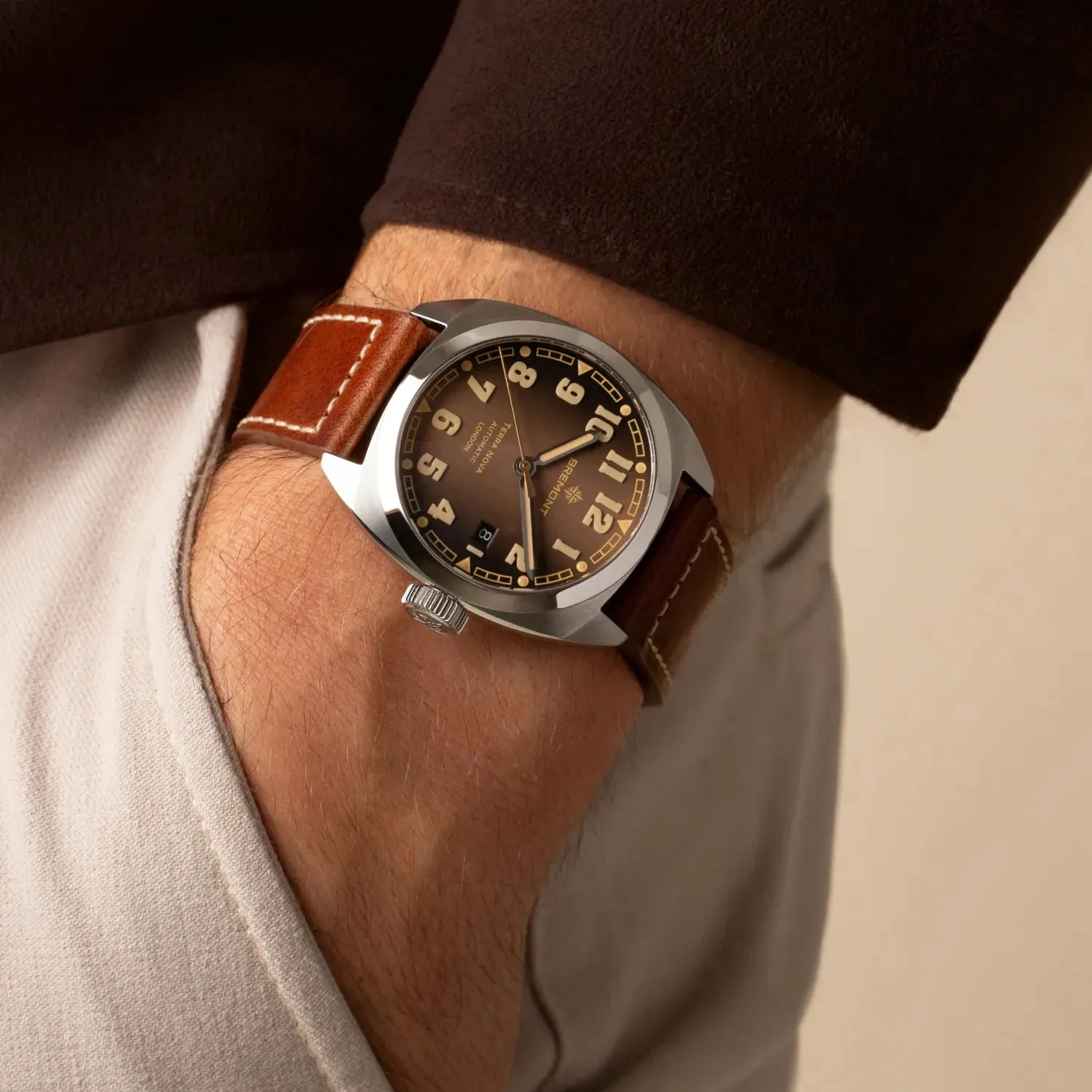 Terra Nova 40.5 Date 'Caramel' sold by Bremont product image thumbnail 5