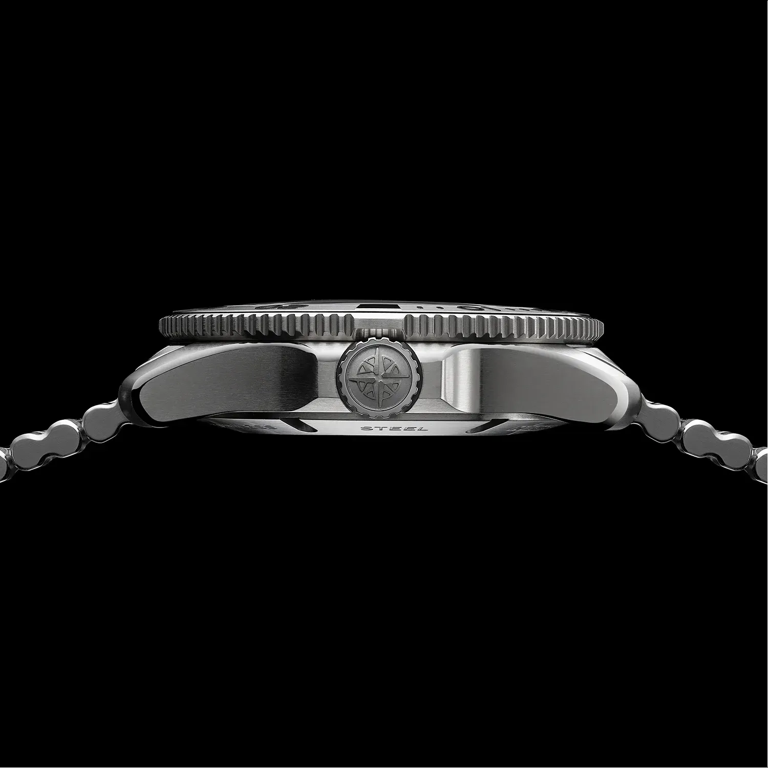 Supermarine 500m, Polar White sold by Bremont product image thumbnail 4