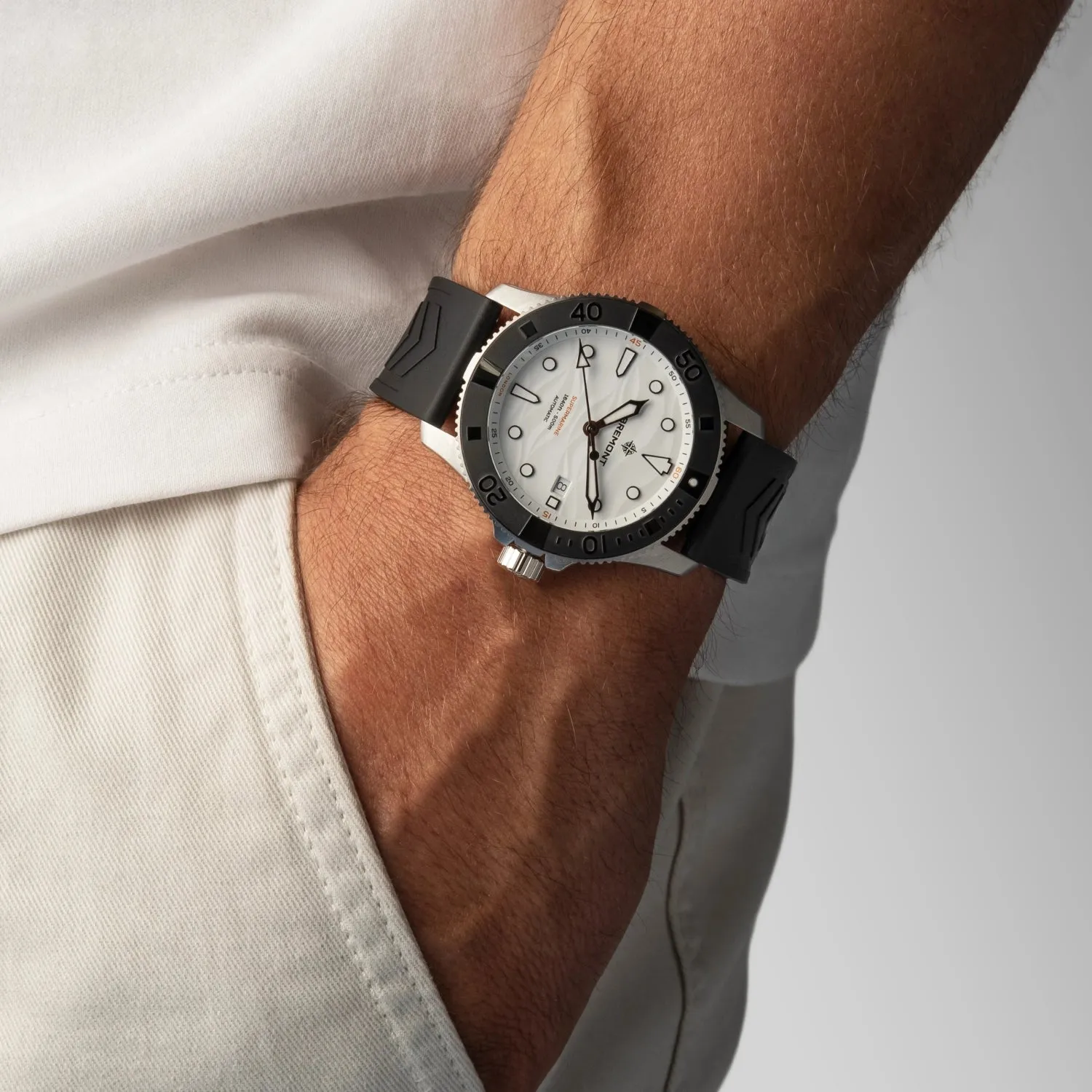 Supermarine 500m, Polar White sold by Bremont product image thumbnail 3