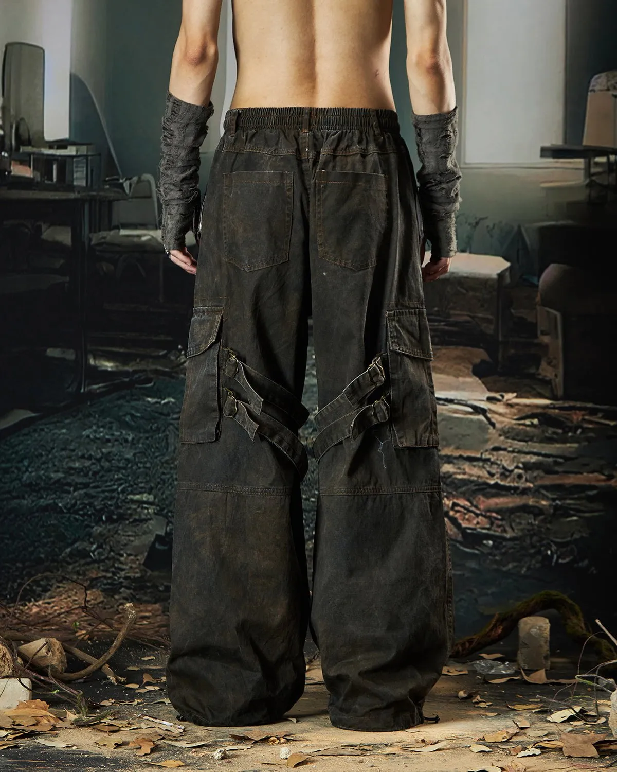 Washed Pleated Utility Cargo Pants sold by KIIKIO product image thumbnail 4