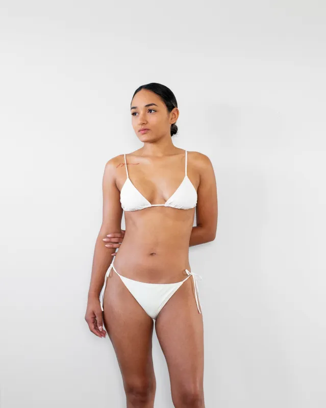 Lido - Venti in Ivory sold by Mary MacGill