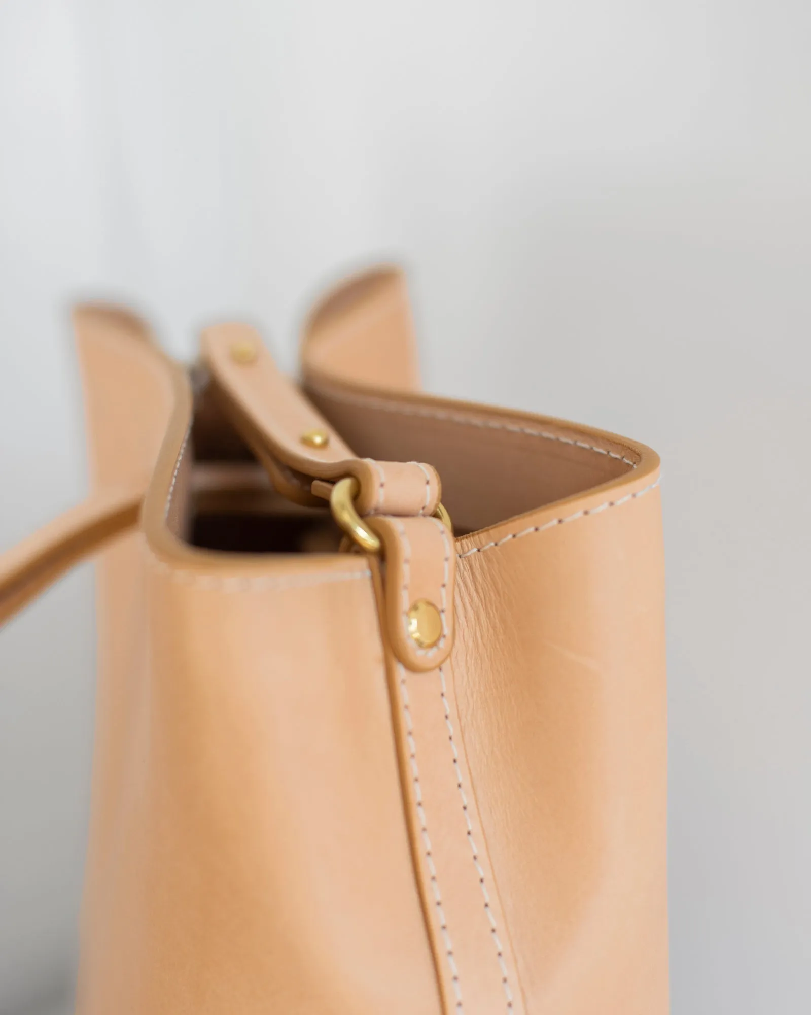 Lindquist - Cyl Bag in Vachetta sold by Mary MacGill product image thumbnail 5