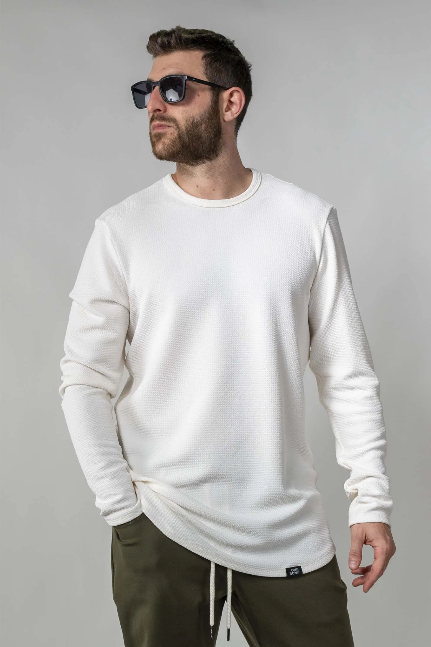 Bullet L/S - Off White sold by One Bone