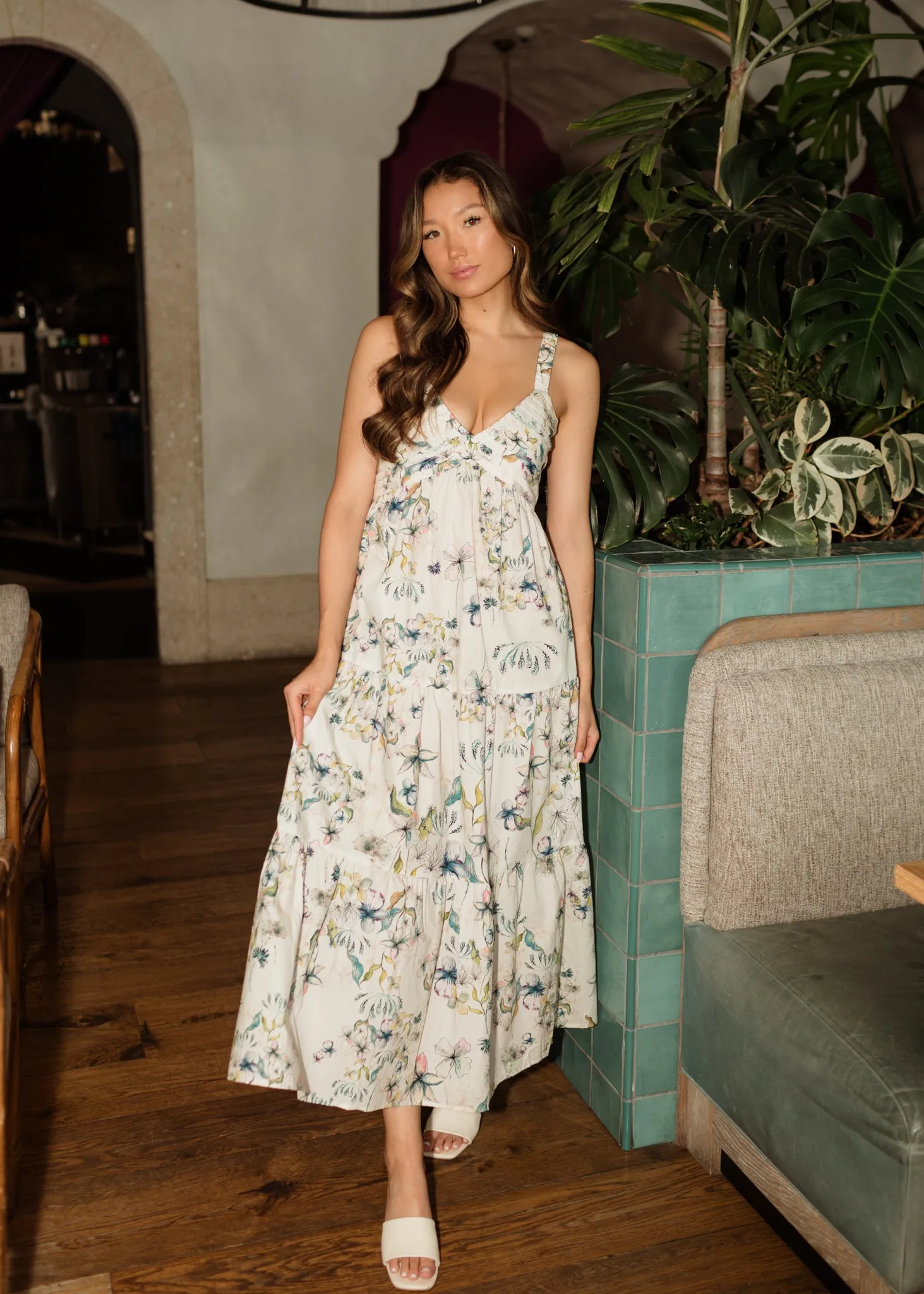 ruffle hem dress midi Wholesale MOQ6 Ruffled Hem Smocked Floral Short Sleeve Midi Dress