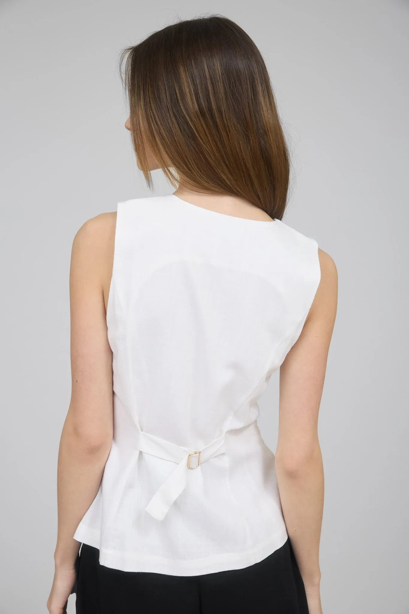 Coastal Linen Vest sold by Brightside Boutique product image thumbnail 2