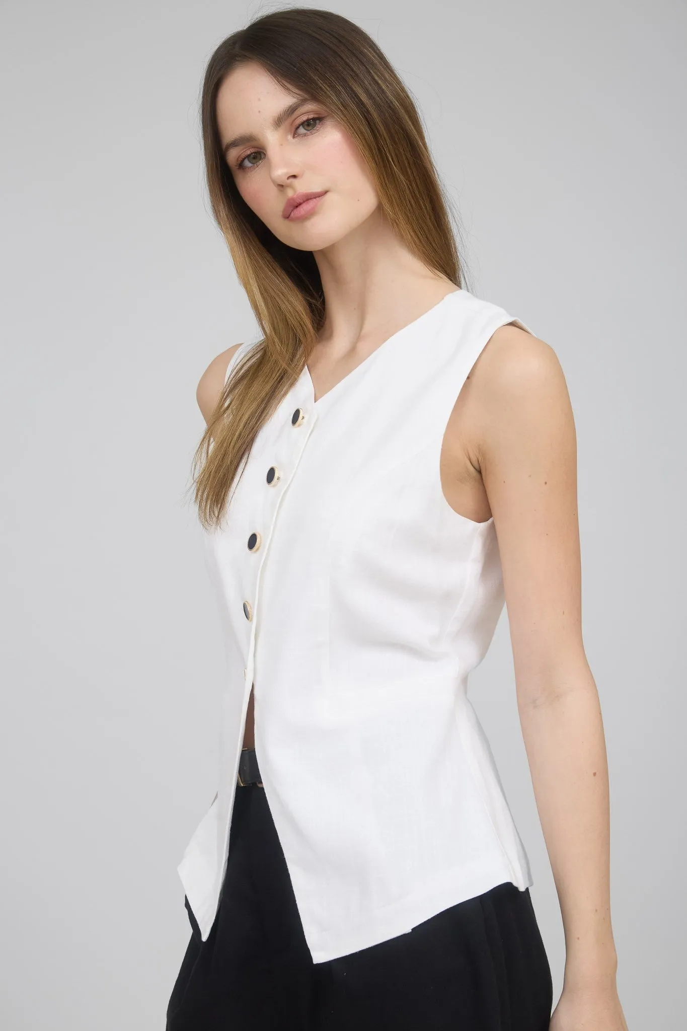 Coastal Linen Vest sold by Brightside Boutique product image thumbnail 3