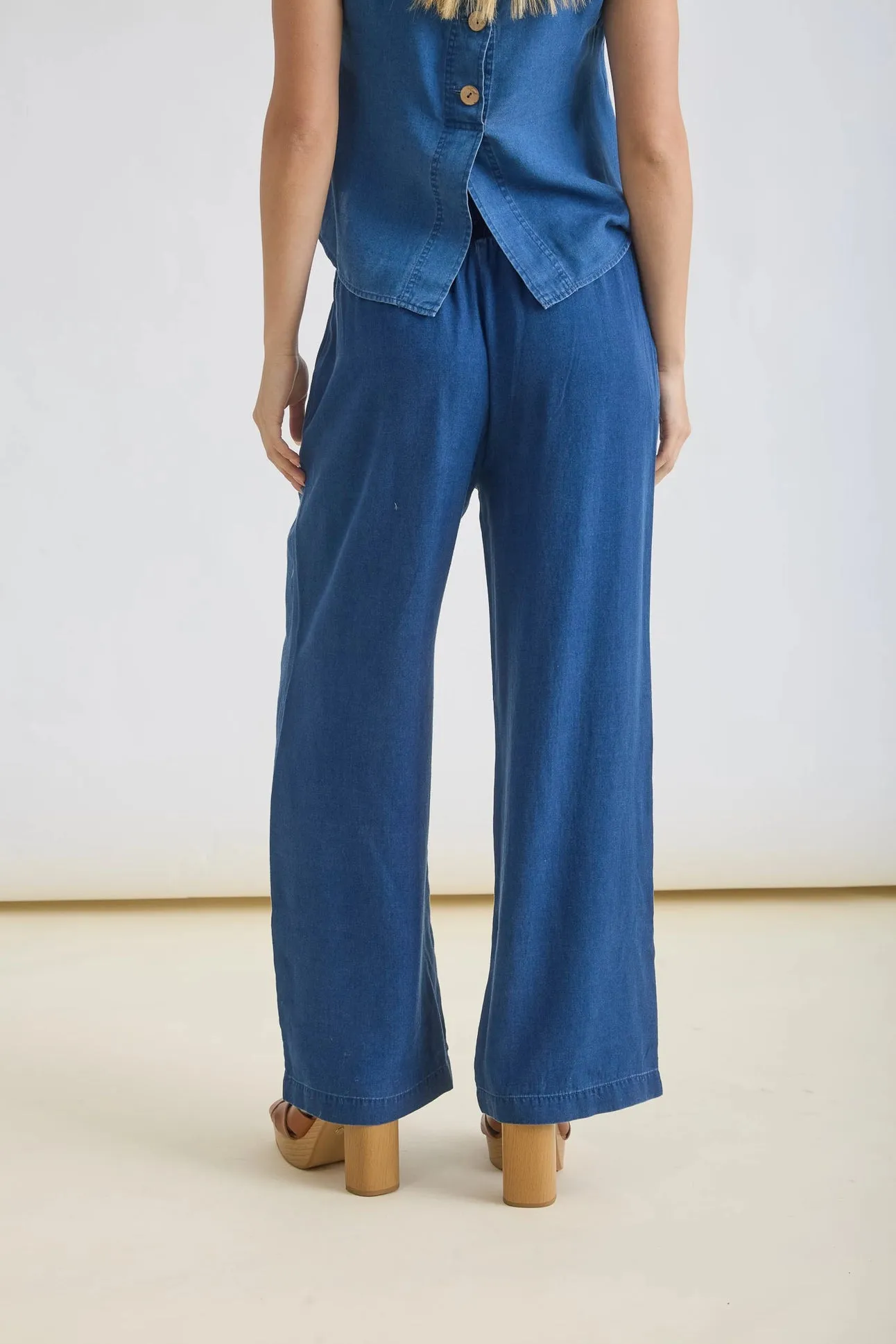 Garden Chambray Set sold by Brightside Boutique product image thumbnail 3