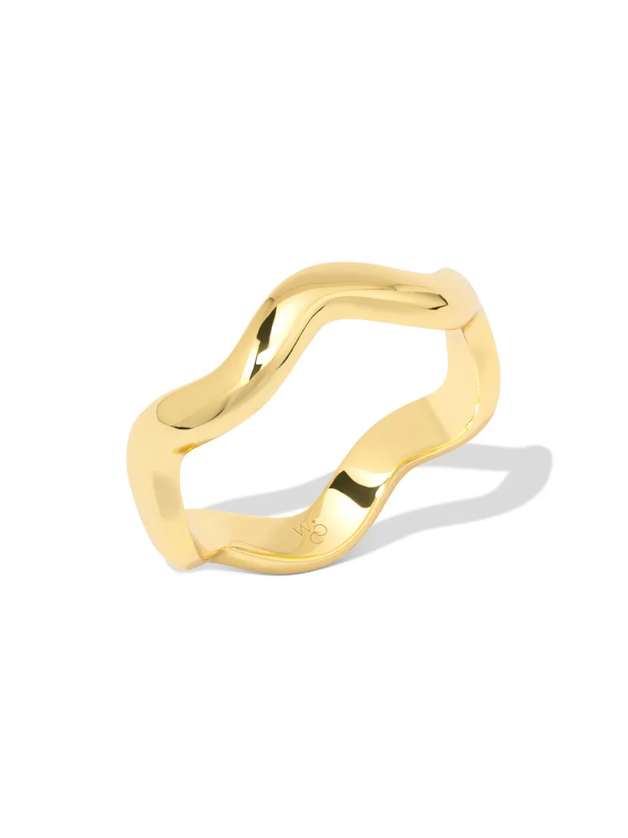 Scallop Gold Ring sold by Wanderlust and Co product image thumbnail 4