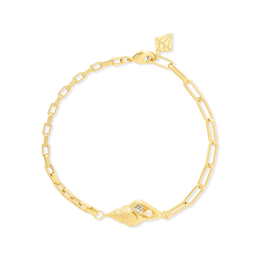 Conch Shell Gold Bracelet sold by Wanderlust and Co product image thumbnail 4