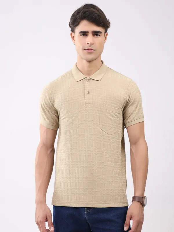 Men Beige Stripe Collar Half Sleeve T-Shirt made by Monte Carlo