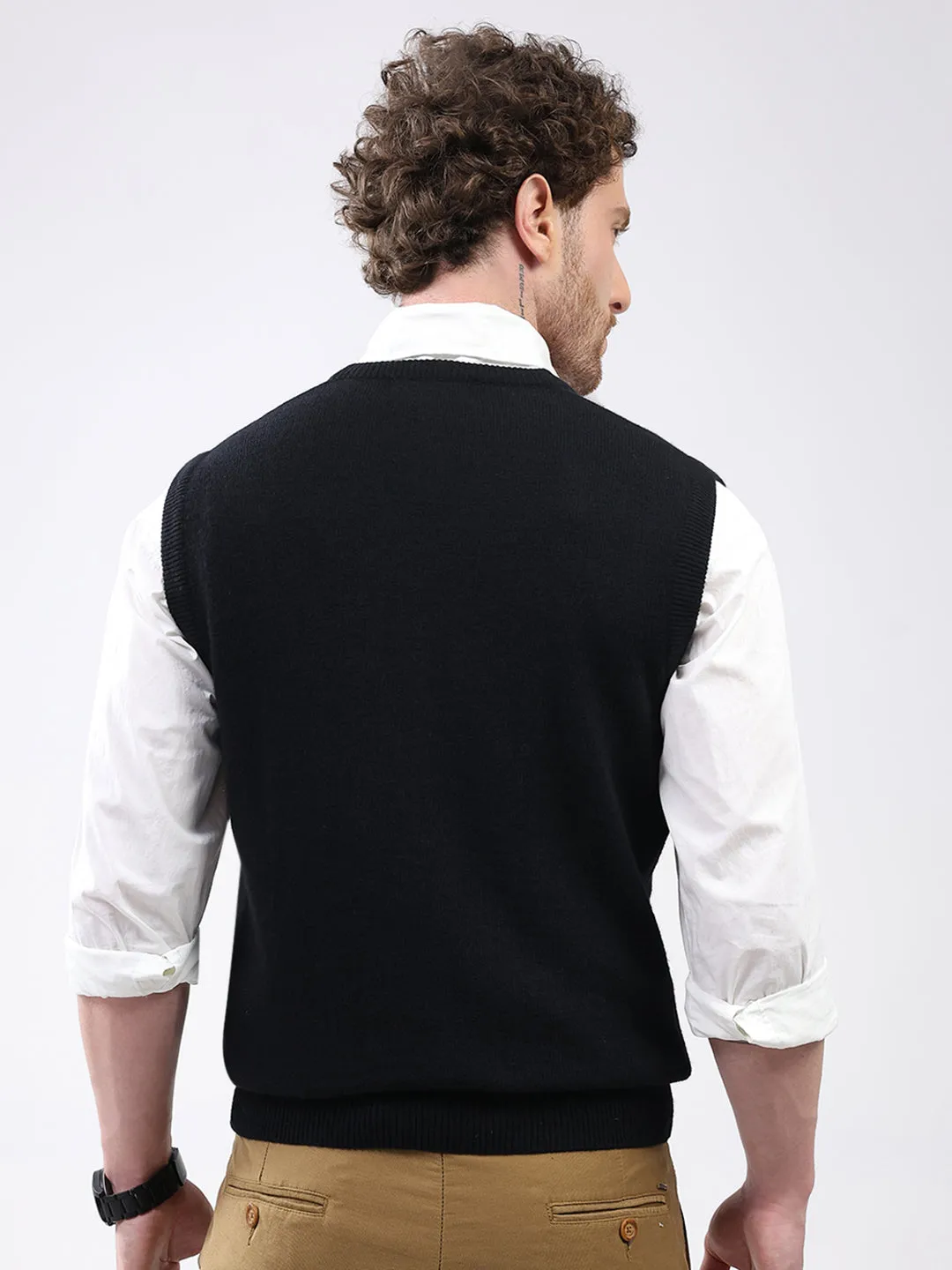 Men Black Solid V Neck Sleeveless Sweater sold by Monte Carlo product image thumbnail 5