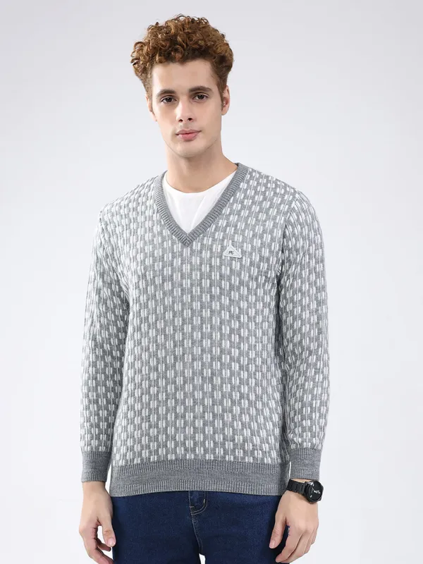Men Grey Self Design V Neck Full Sleeve Pullover made by Monte Carlo