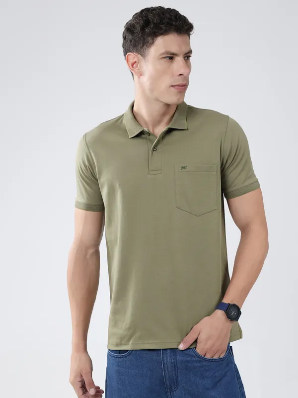Men Olive Solid Collar Half Sleeve T-Shirt made by Monte Carlo