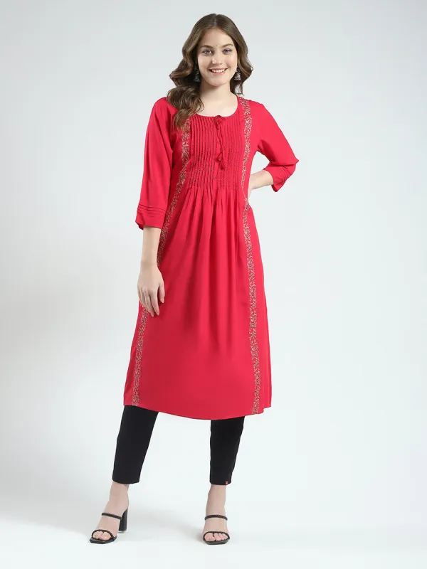 Women Magenta Embroidered Round Neck 3/4th Sleeve Kurti sold by Monte Carlo