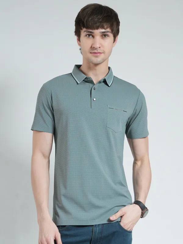 Men Green Solid Collar Half Sleeve T-Shirt made by Monte Carlo