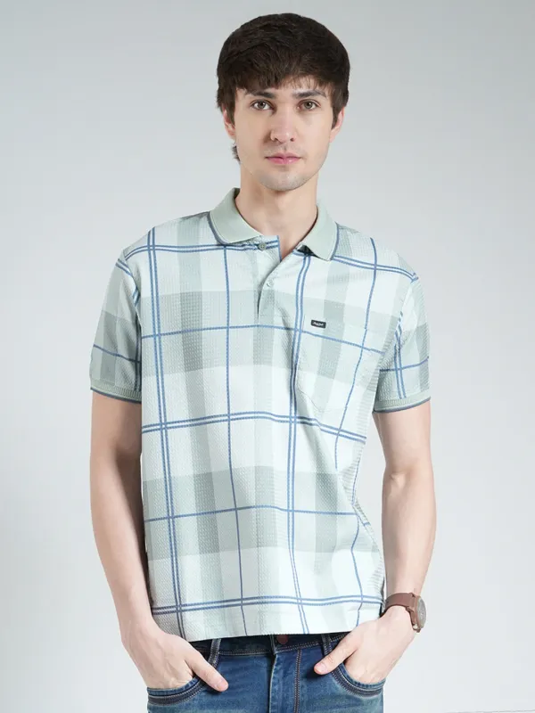 Men Green Printed Collar Half Sleeve T-Shirt made by Monte Carlo