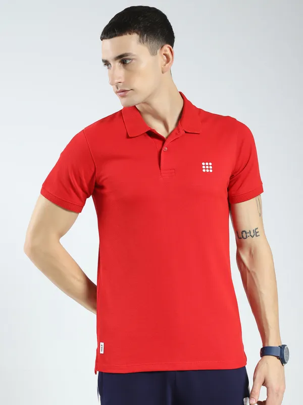 Rock.it Men Red Solid Collar Half Sleeve T-Shirt made by Monte Carlo